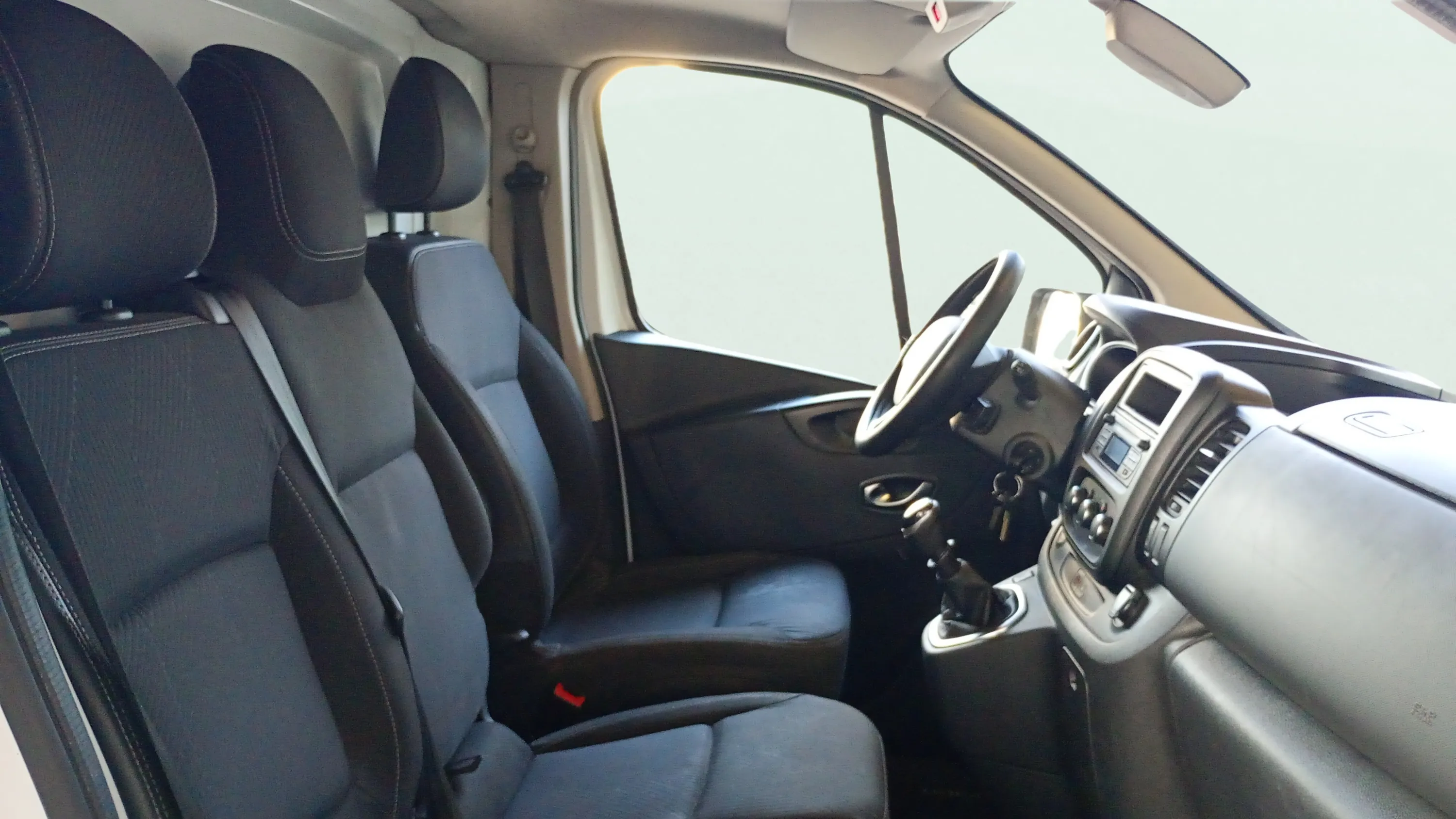 Nissan NV300 2.0dCi L1H1 Comfort Port+PIzq - foto 16