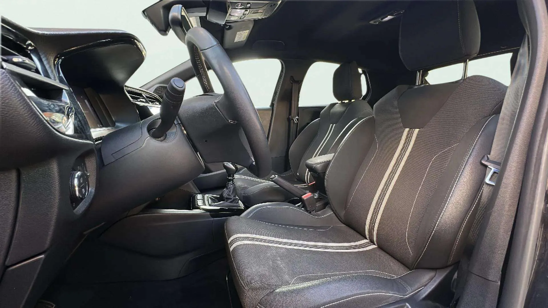 Opel Corsa 1.2T XHL Edition - foto 15