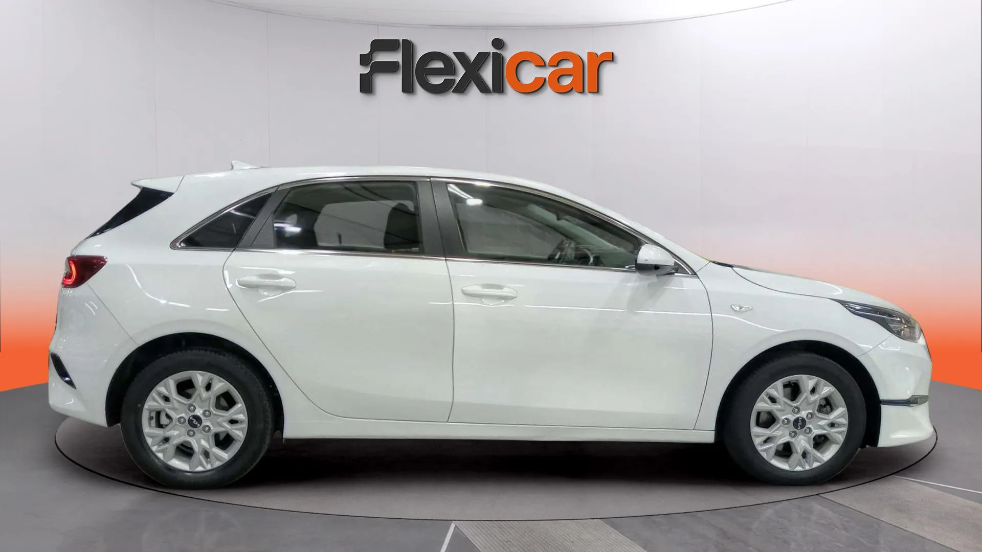 Kia Ceed 1.6 MHEV iMT Concept - foto 8