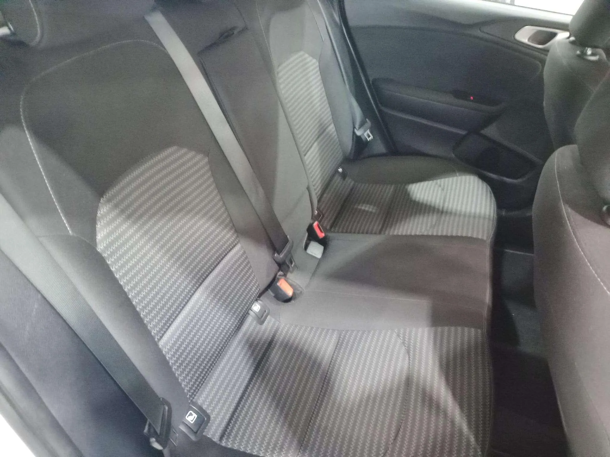 Kia Ceed 1.6 MHEV iMT Concept - foto 15