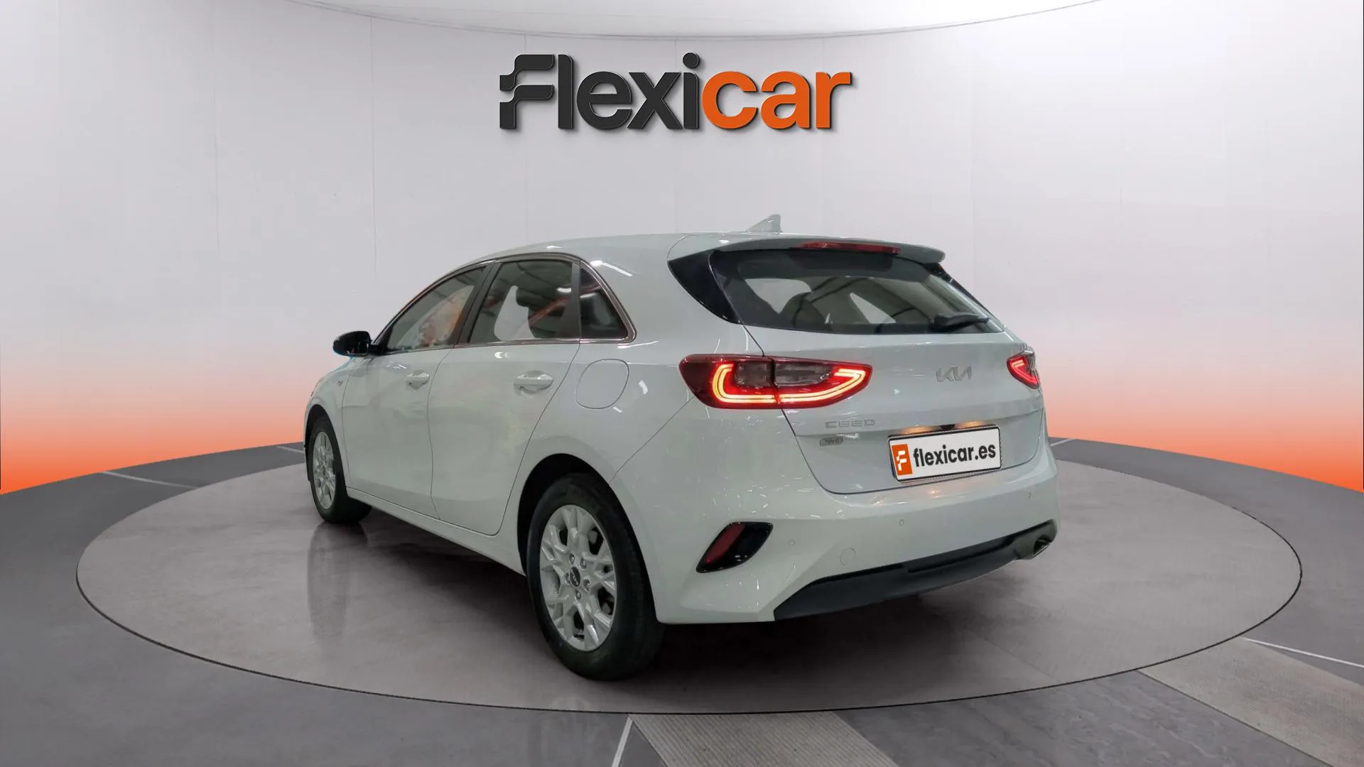 Kia Ceed 1.6 MHEV iMT Concept - foto 4