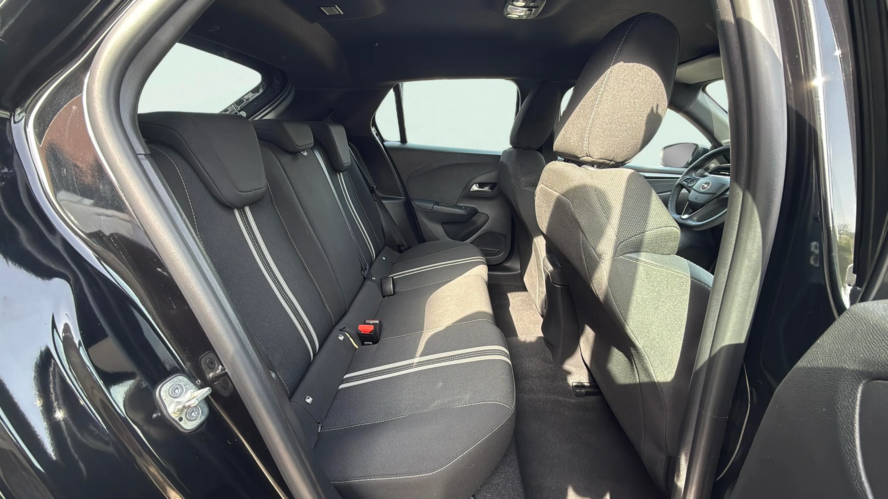 Opel Corsa 1.2T XHL GS - foto 19