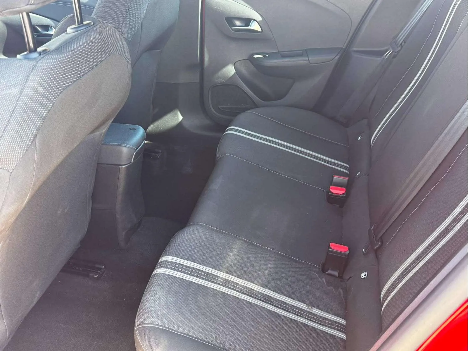 Opel Corsa 1.2T XHL GS - foto 16