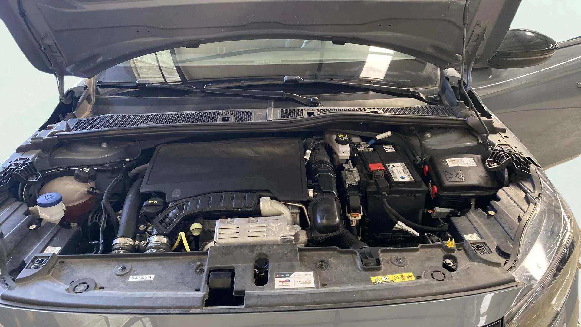 Opel Corsa 1.2T XHL GS - foto 31