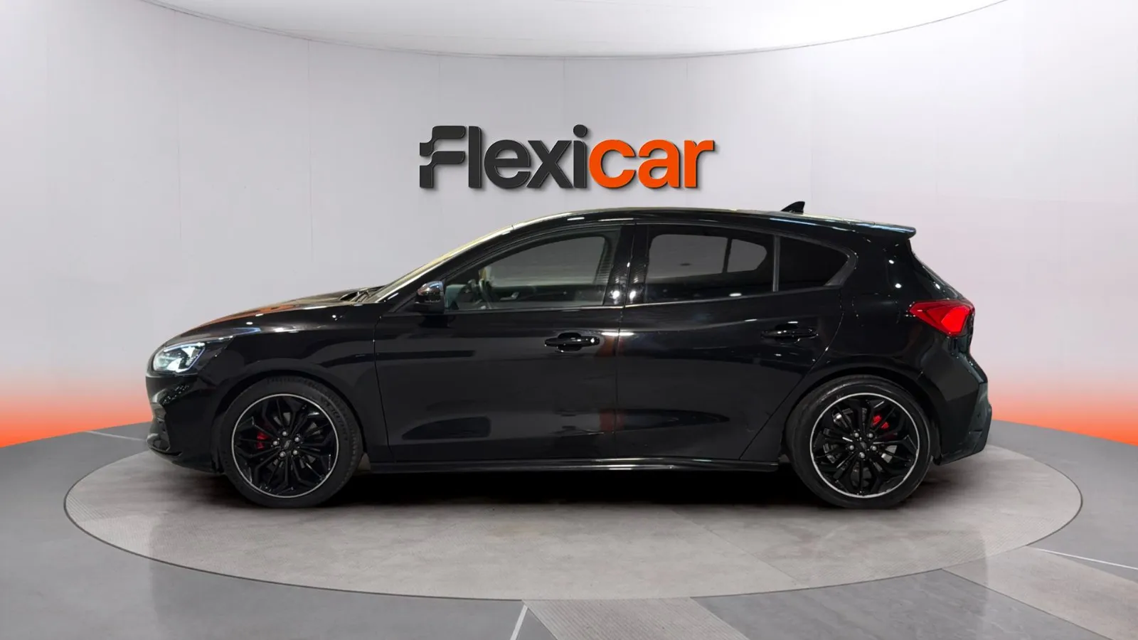 Ford Focus 1.0 EcoBoost ST-Line - foto 5