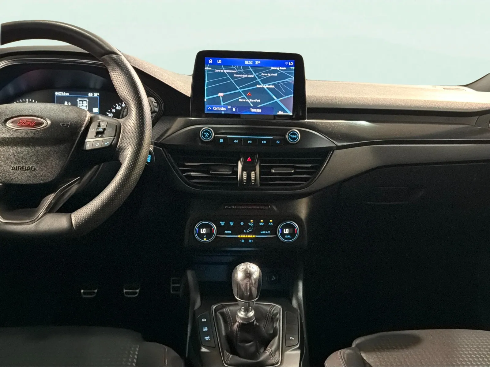 Ford Focus 1.0 EcoBoost ST-Line - foto 11