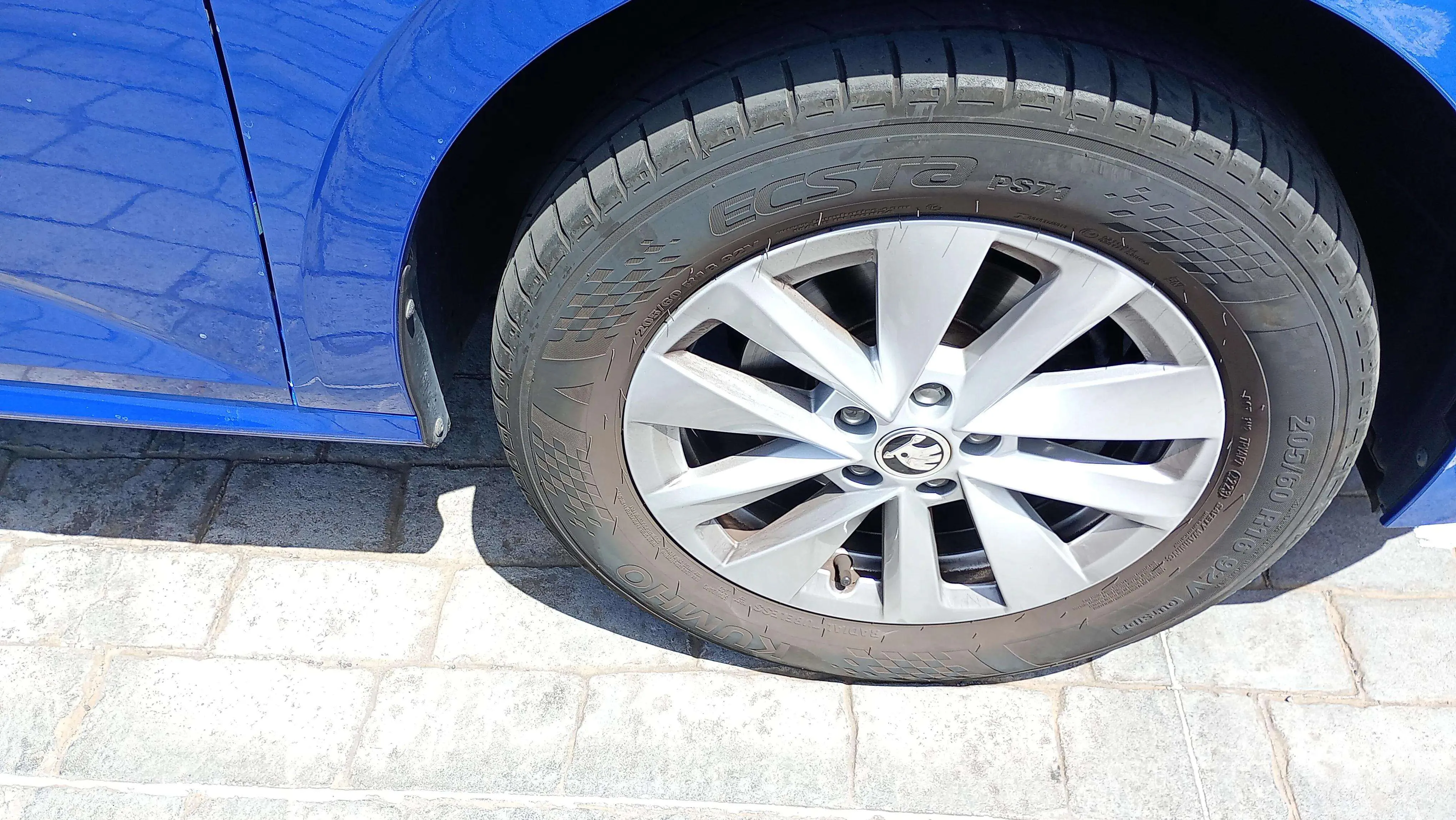 Škoda Kamiq 1.5 TSI DSG Ambition - foto 16