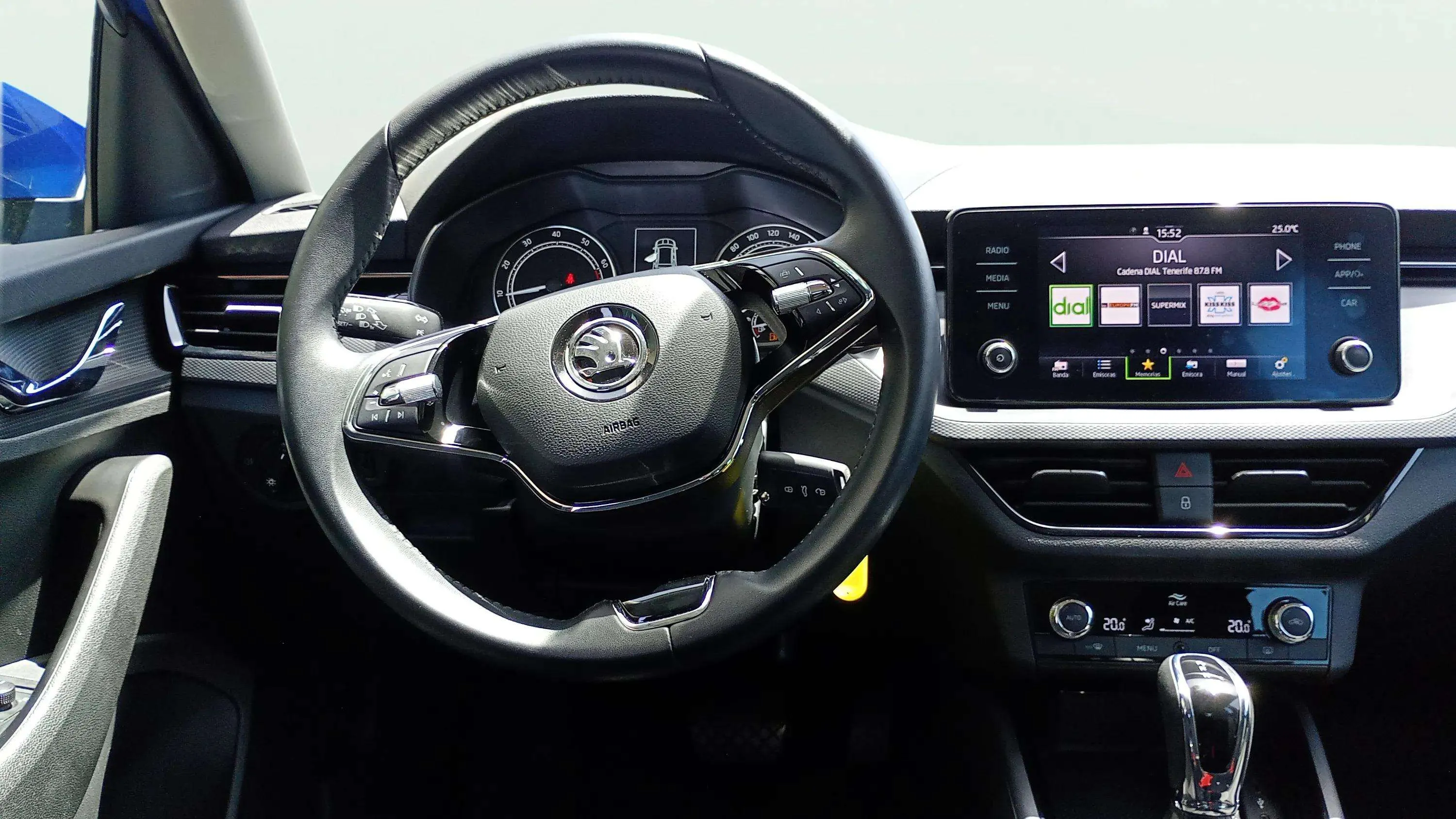 Škoda Kamiq 1.5 TSI DSG Ambition - foto 10