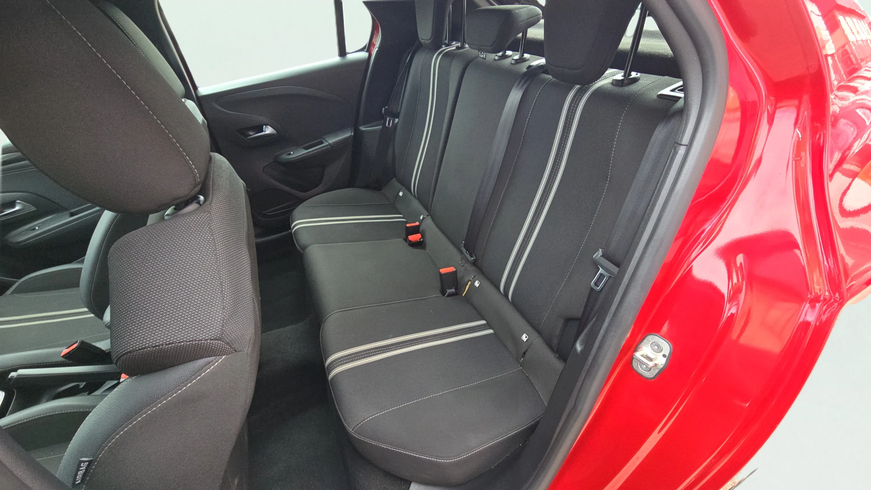 Opel Corsa 1.2T XHL GS - foto 24