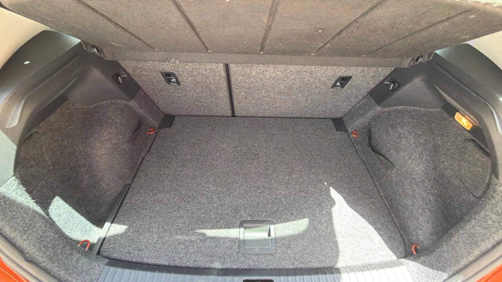 SEAT Arona 1.6 TDI Reference Plus Eco - foto 12