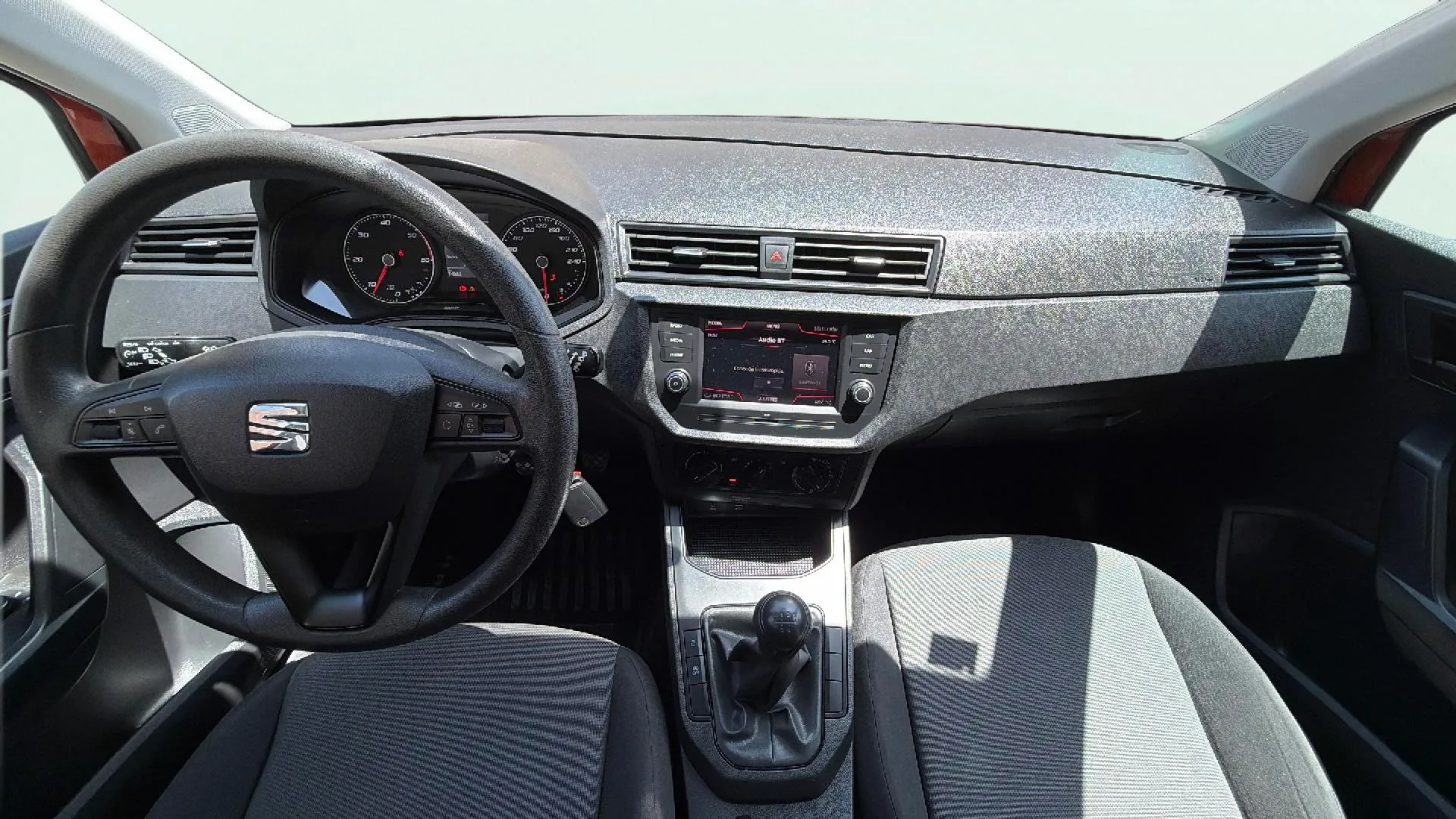 SEAT Arona 1.6 TDI Reference Plus Eco - foto 13