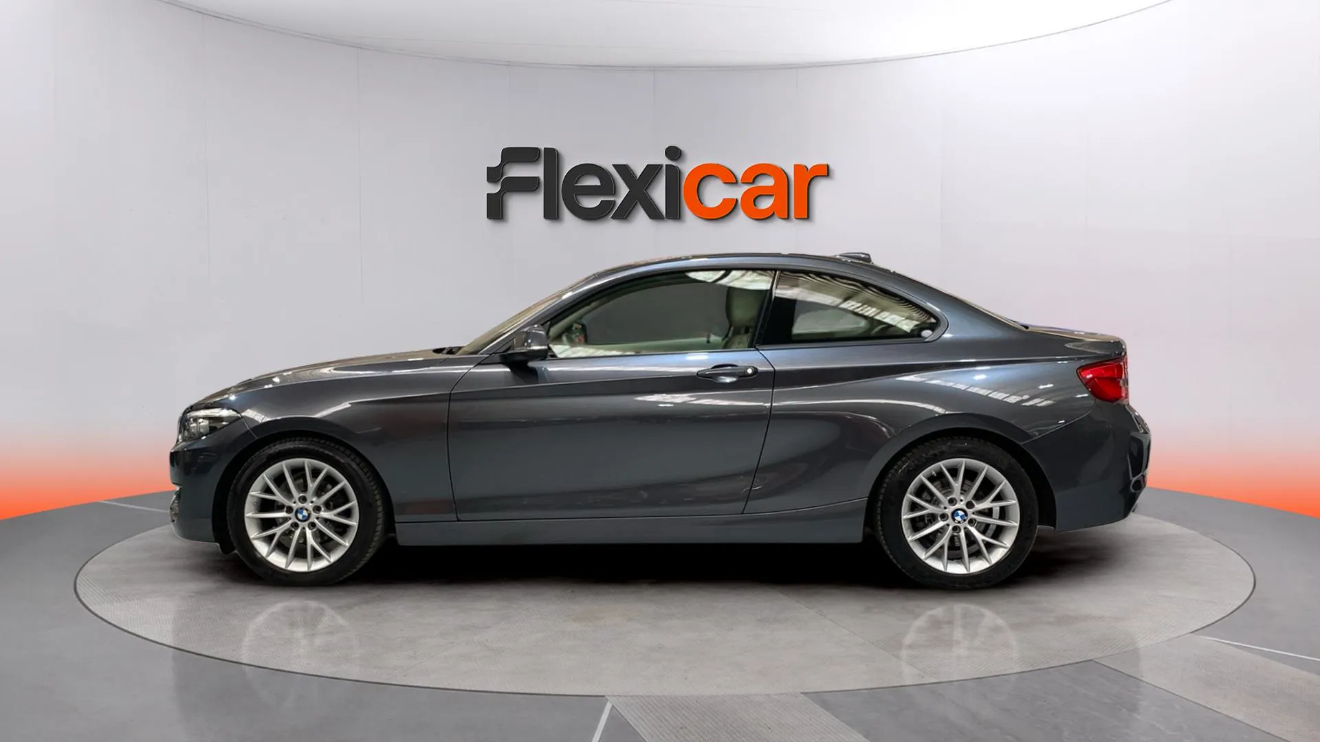 BMW Serie 2 218d - foto 4