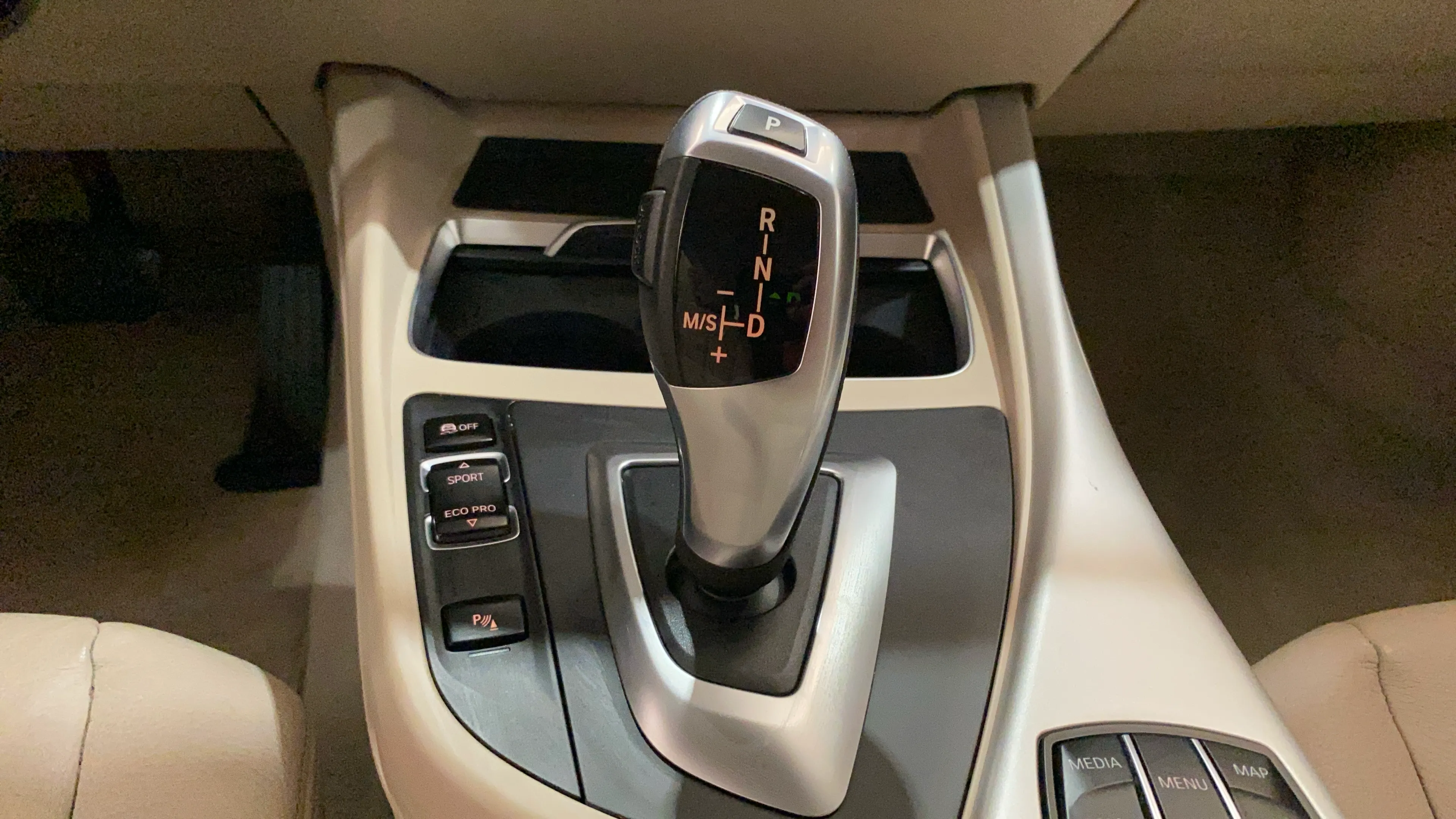 BMW Serie 2 218d - foto 26
