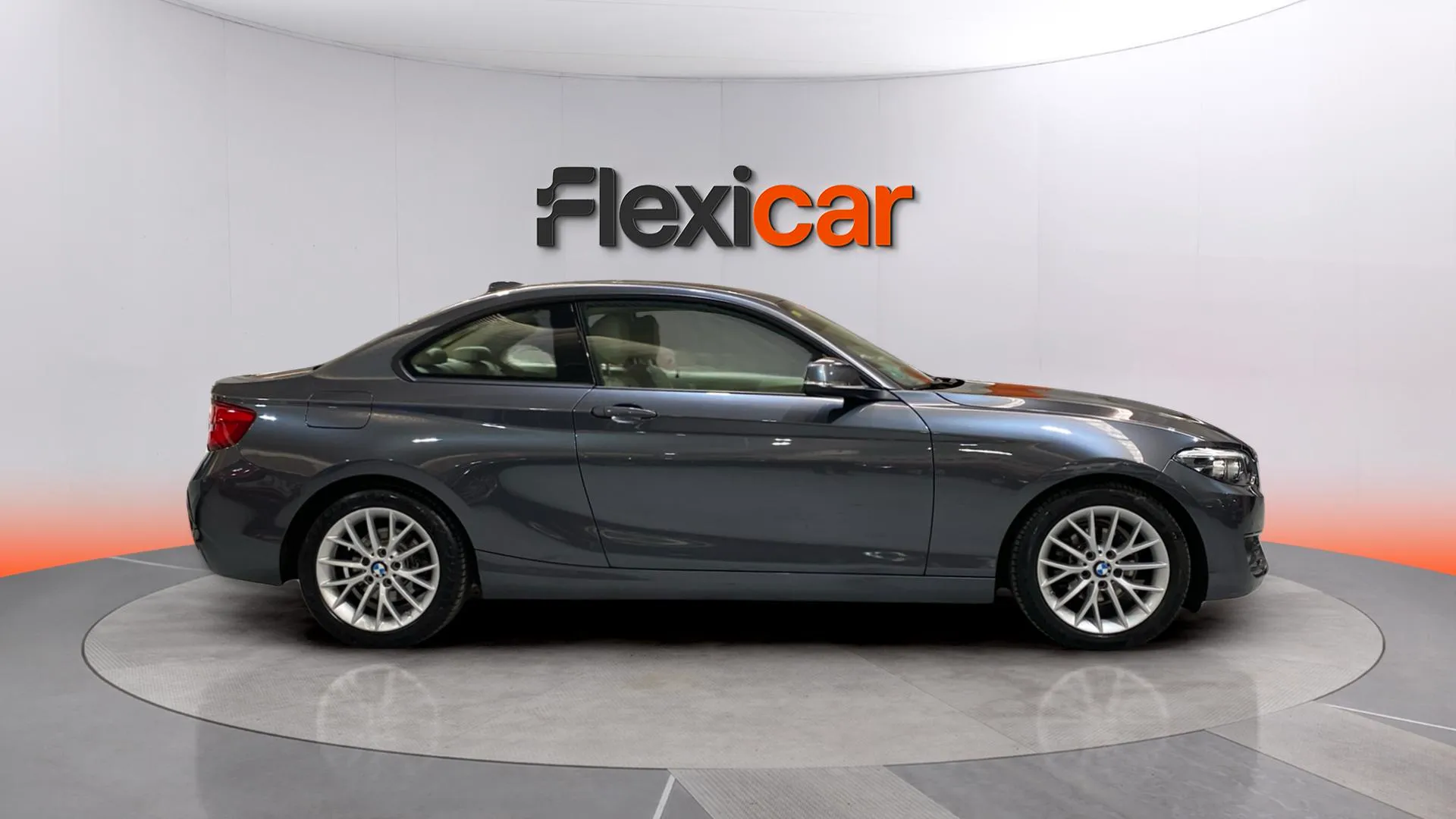 BMW Serie 2 218d - foto 5