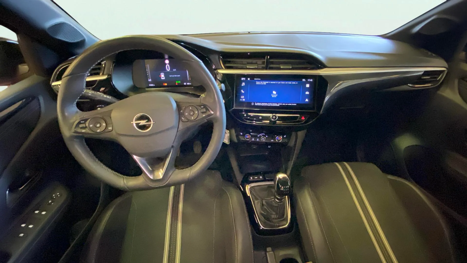 Opel Corsa 1.2T XHL GS - foto 17