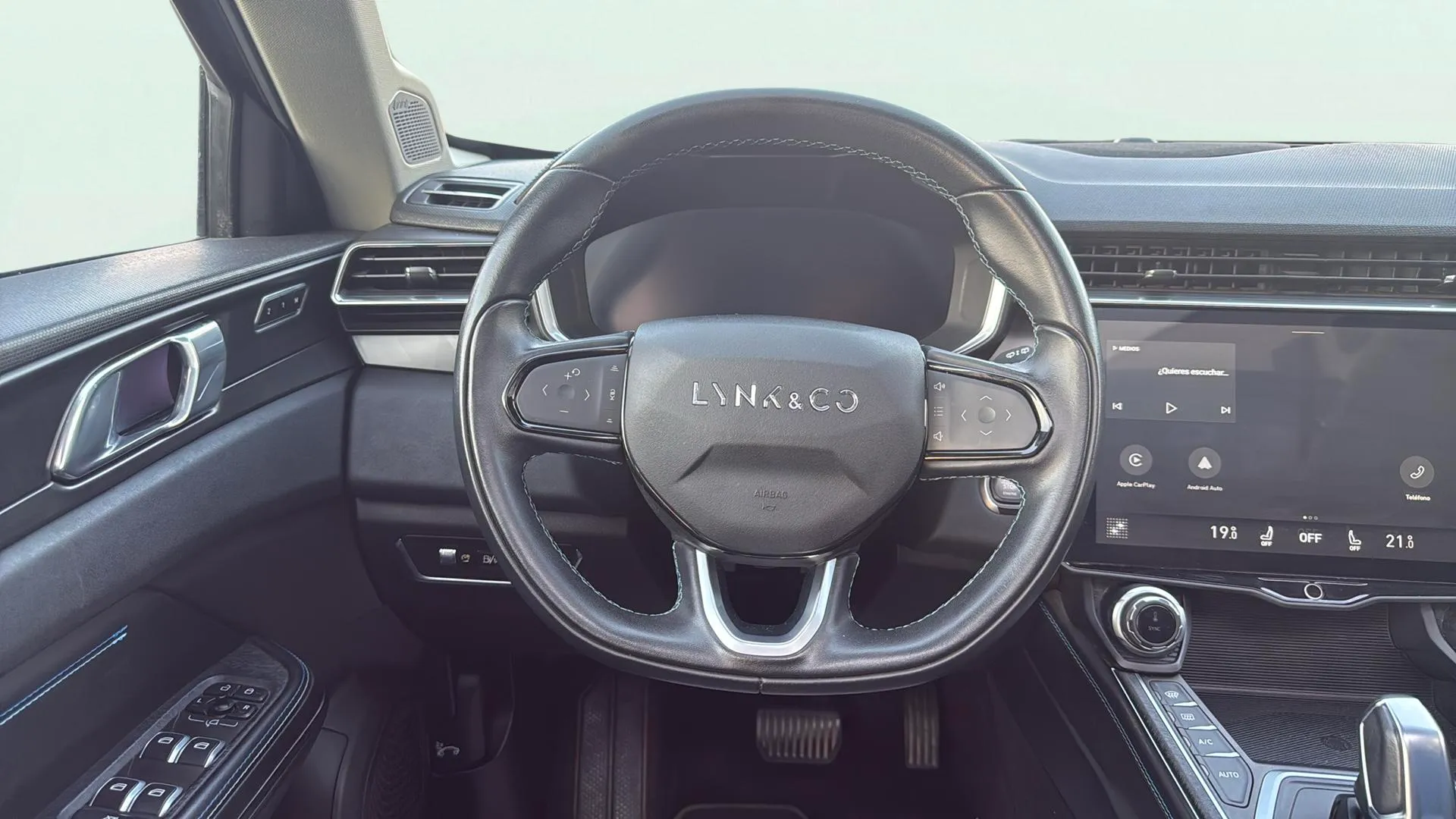 Lynk & Co 01 1.5 PHEV - foto 12