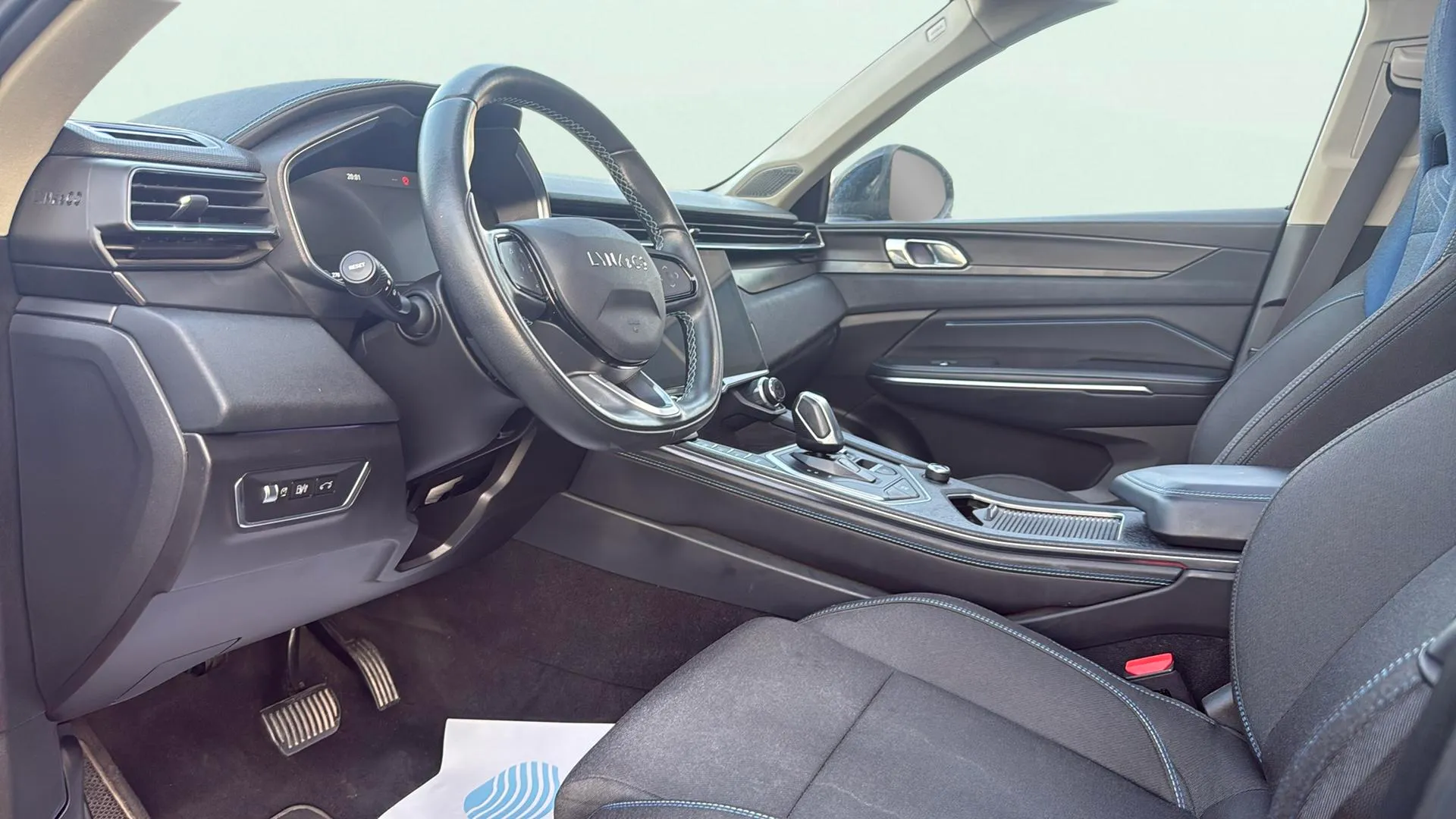 Lynk & Co 01 1.5 PHEV - foto 10
