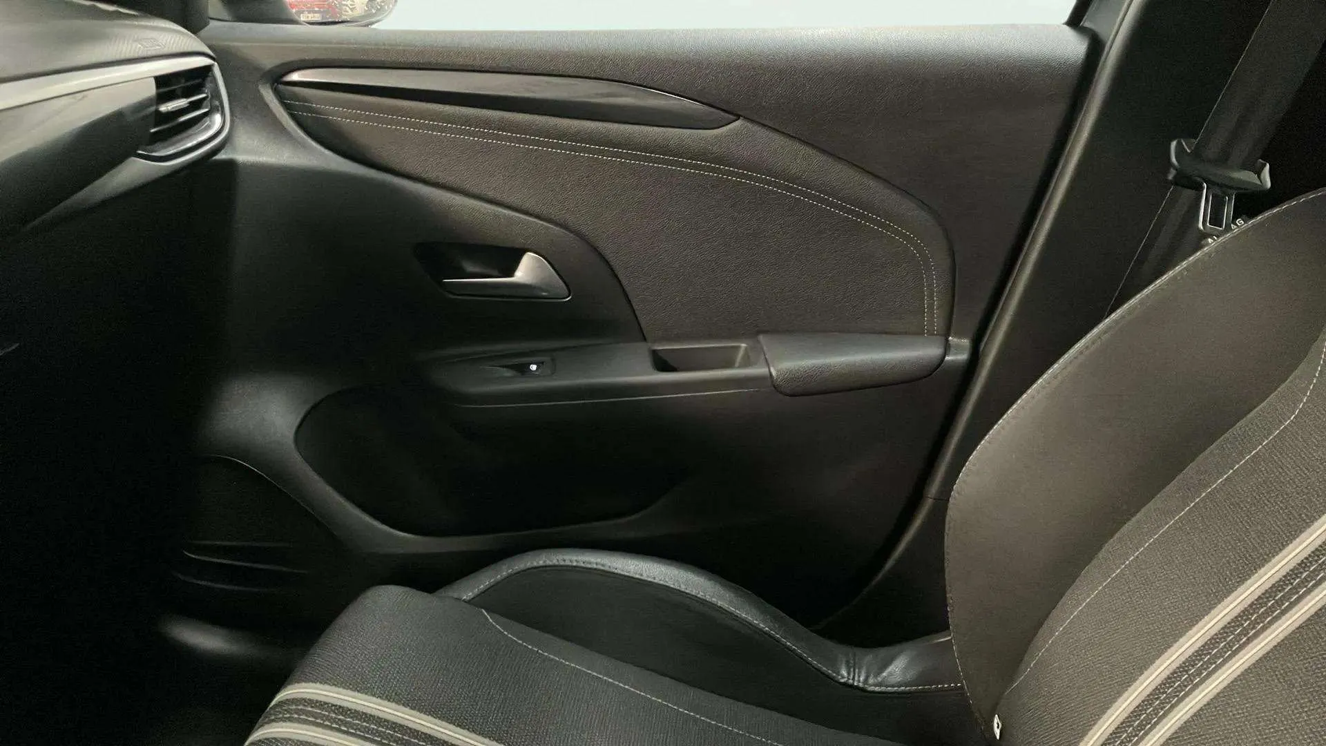 Opel Corsa 1.2T XHL GS - foto 18