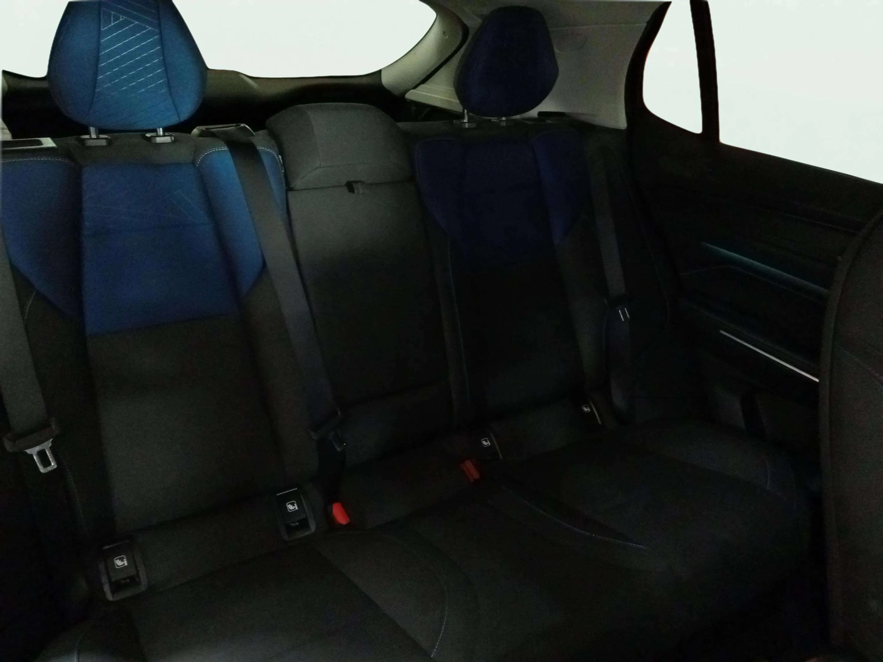 Lynk & Co 01 1.5 PHEV - foto 15
