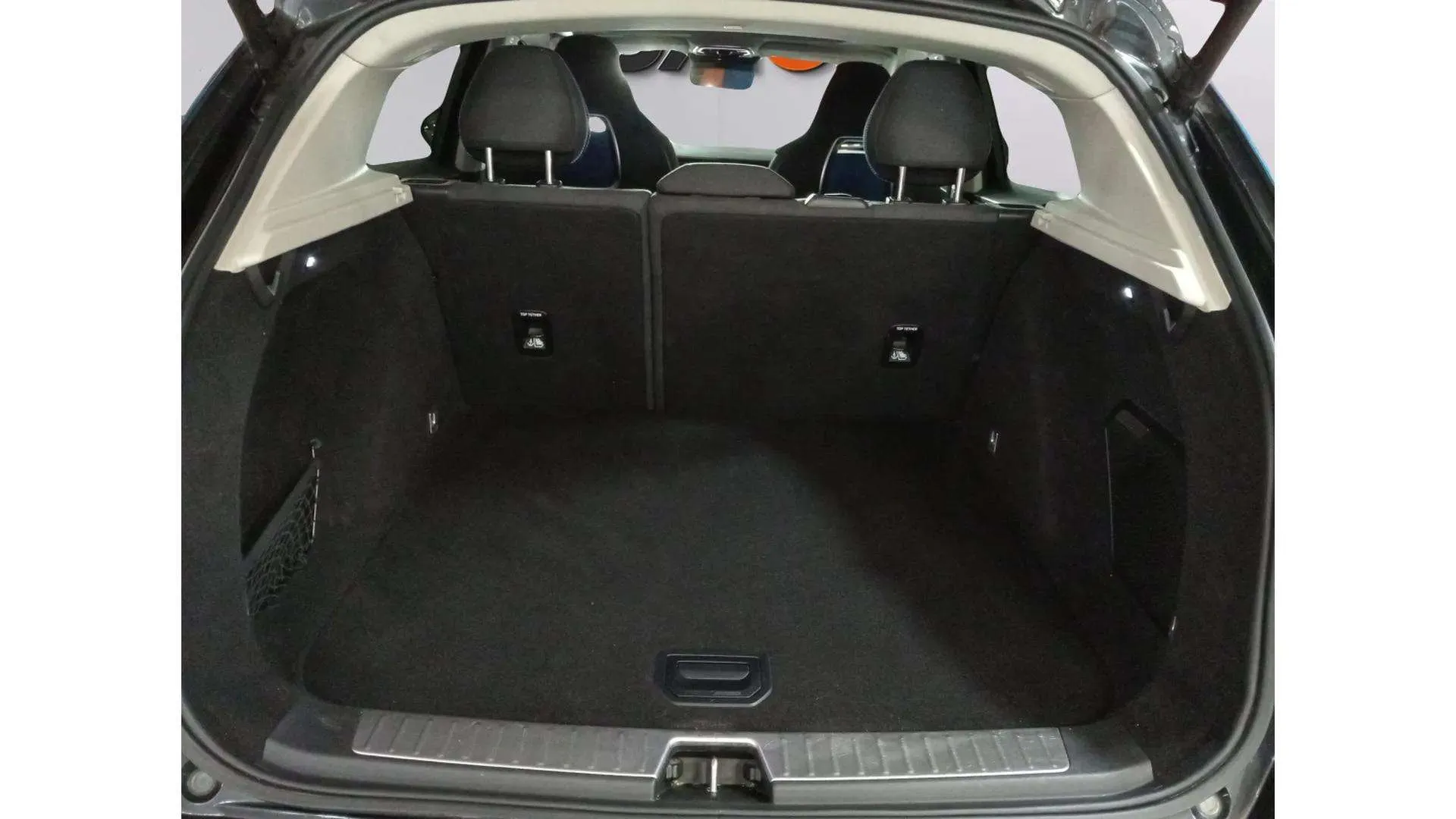 Lynk & Co 01 1.5 PHEV - foto 16