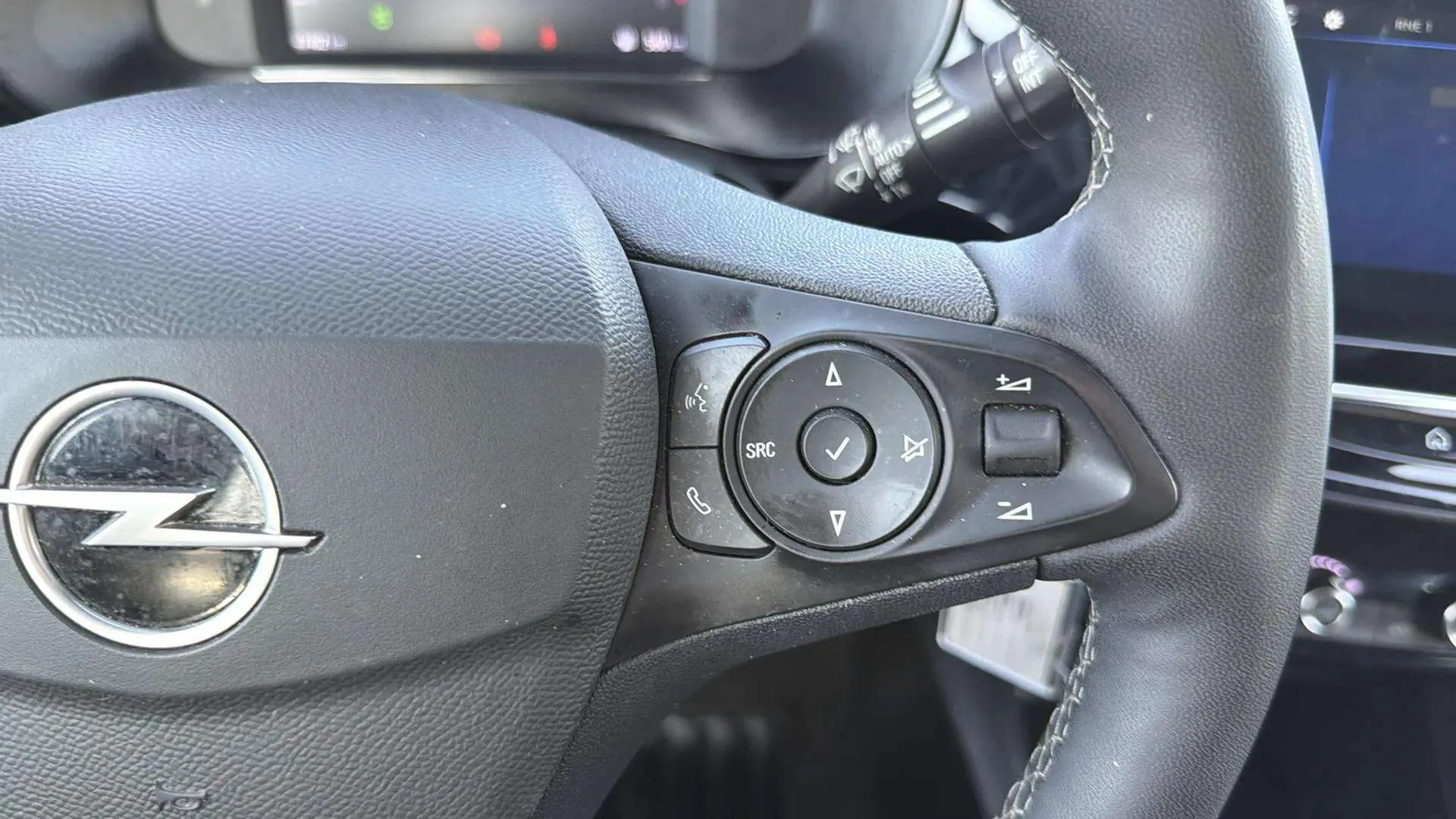 Opel Corsa 1.2T XHL GS - foto 14