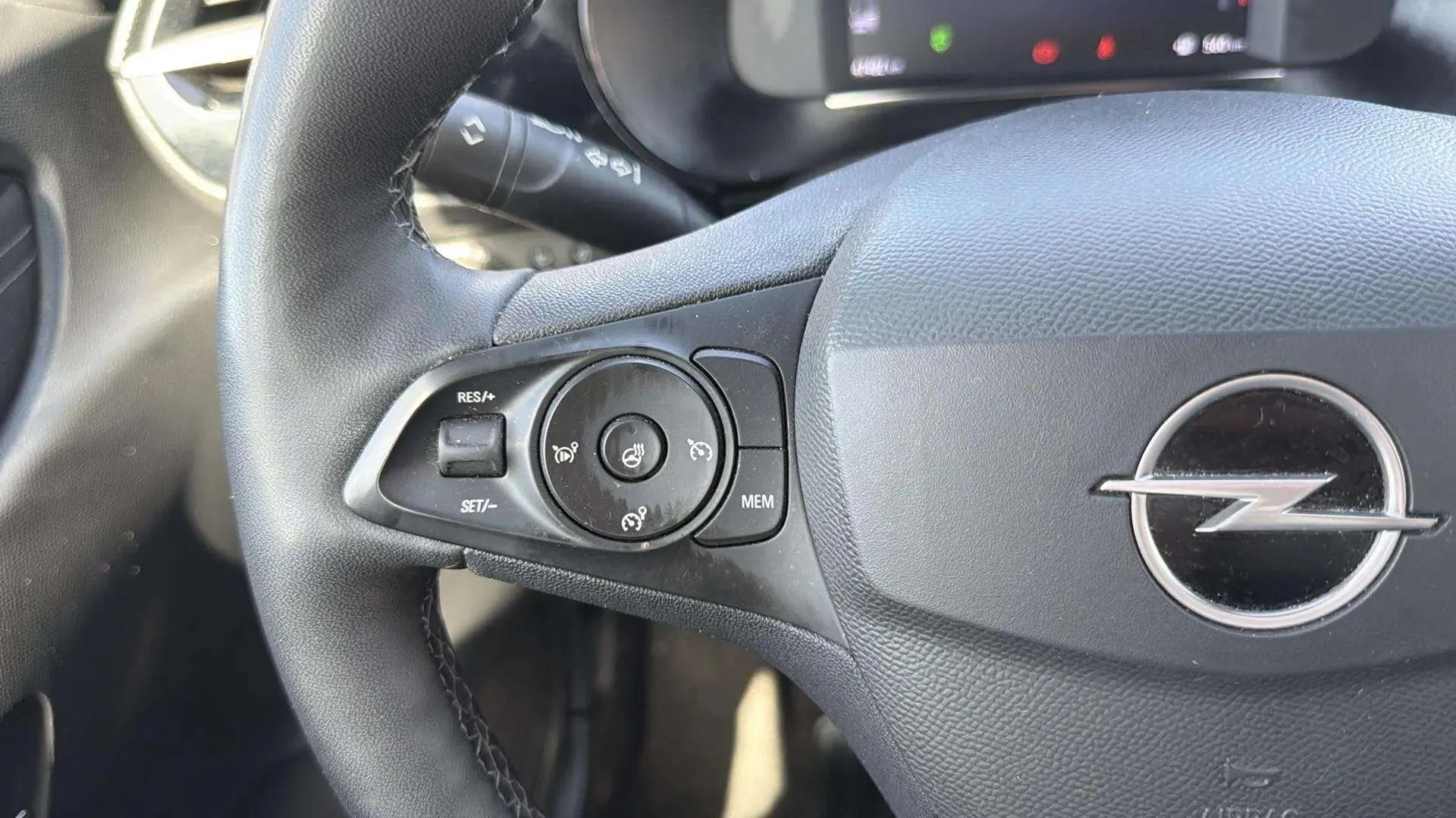 Opel Corsa 1.2T XHL GS - foto 13