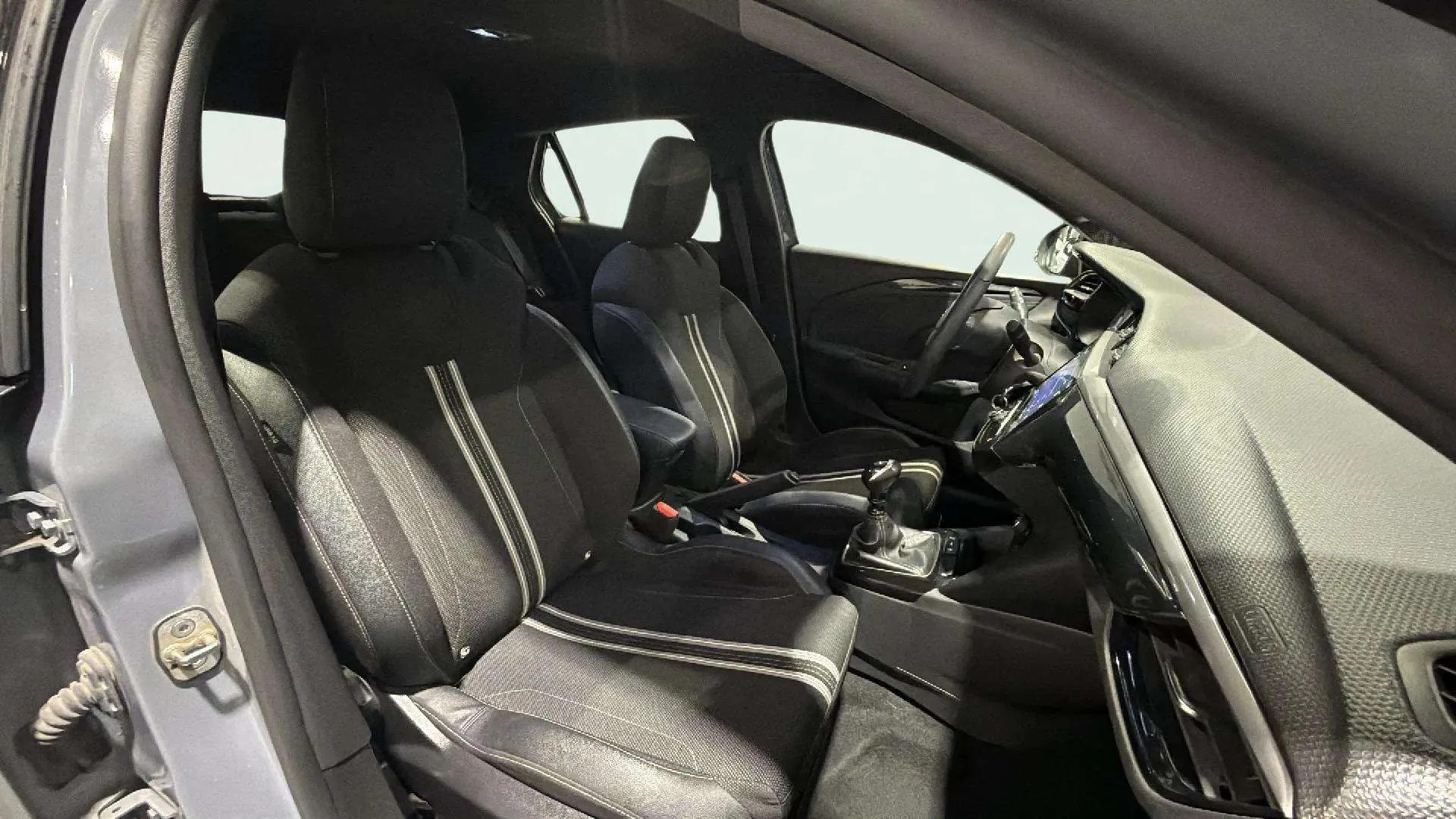 Opel Corsa 1.2T XHL GS - foto 15