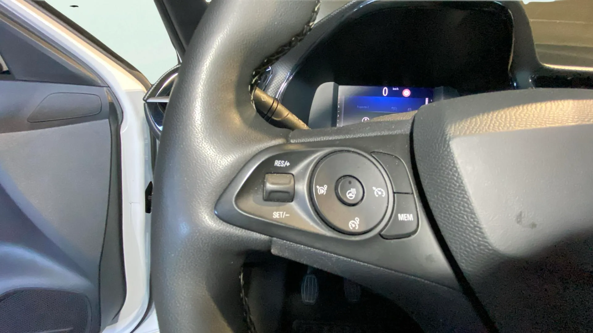 Opel Corsa 1.2T XHL GS - foto 35