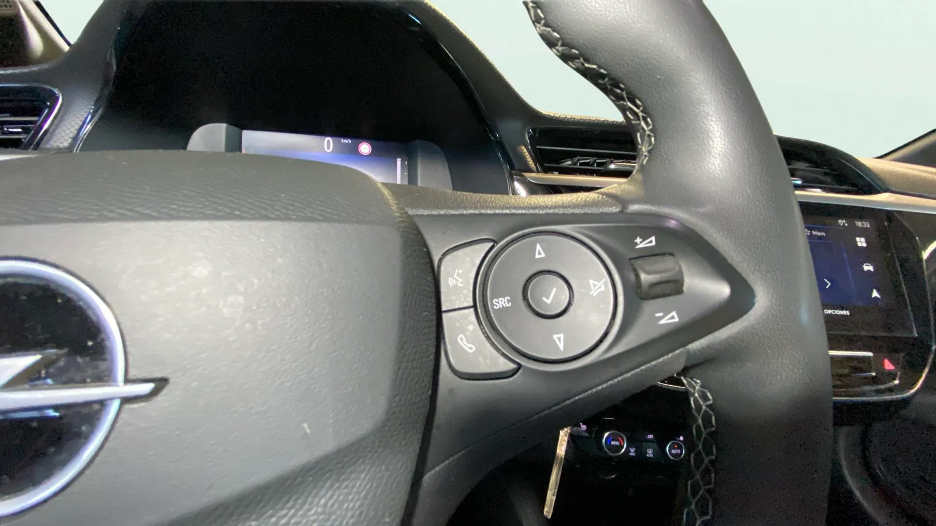 Opel Corsa 1.2T XHL GS - foto 36
