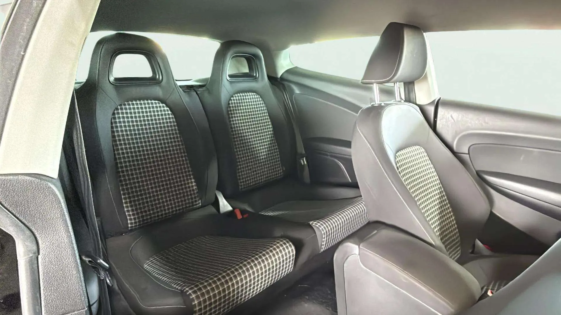 Volkswagen Scirocco Typhoon by R-Line 1.4 TSI BMT - foto 14
