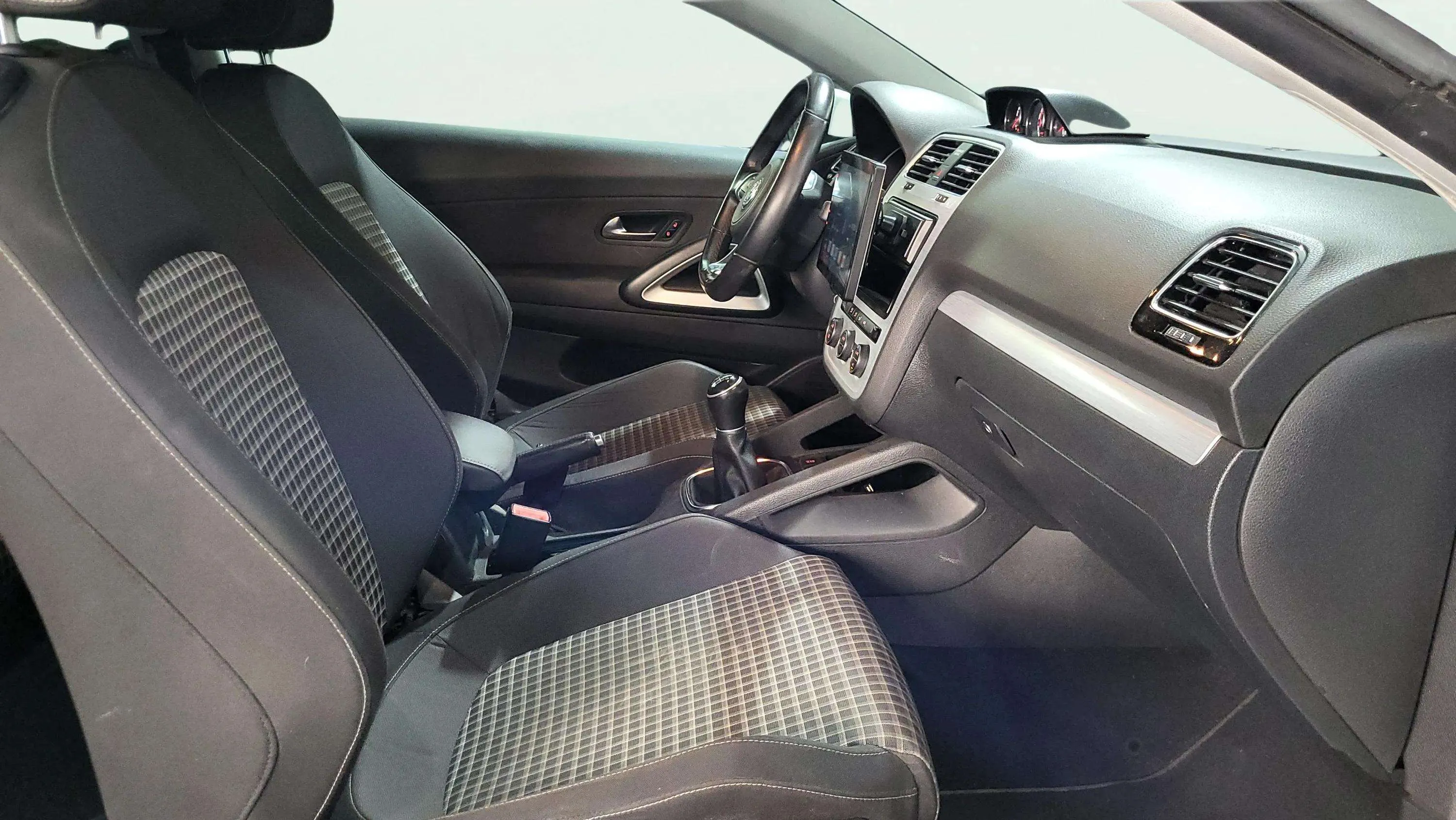 Volkswagen Scirocco R-Line 1.4 TSI BMT - foto 9
