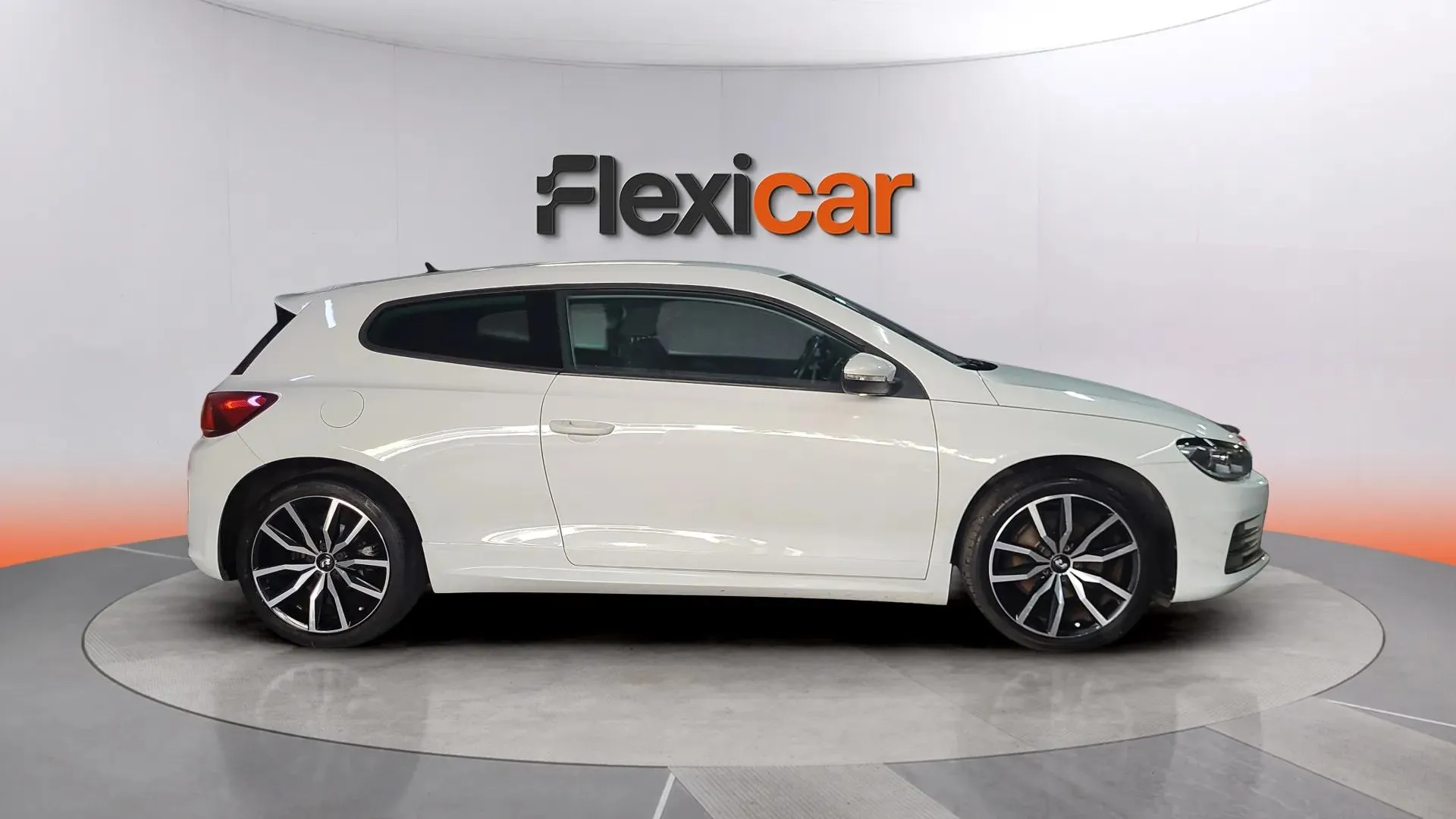 Volkswagen Scirocco R-Line 1.4 TSI BMT - foto 5