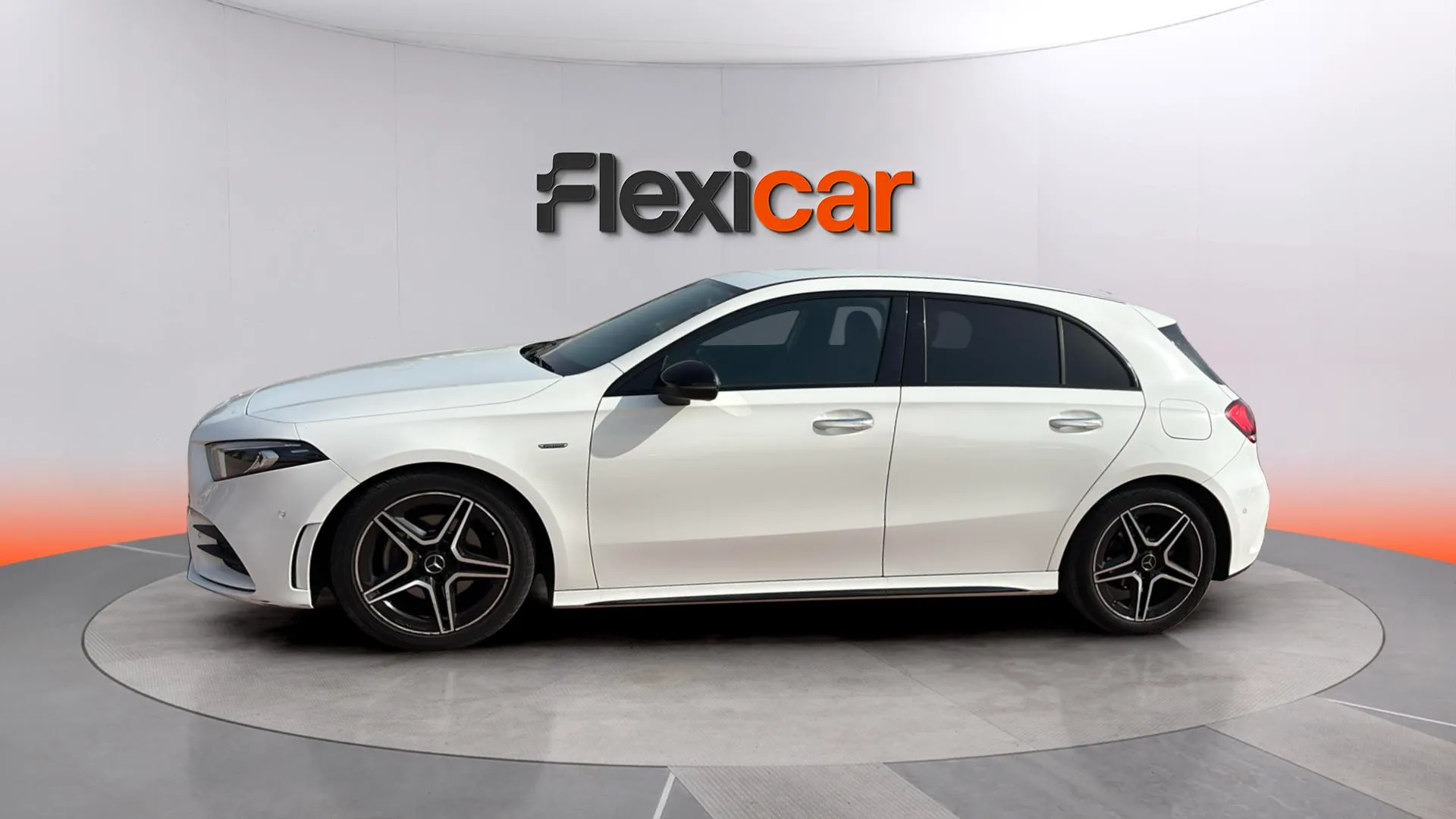 Mercedes-Benz Clase A A 180 d - foto 4