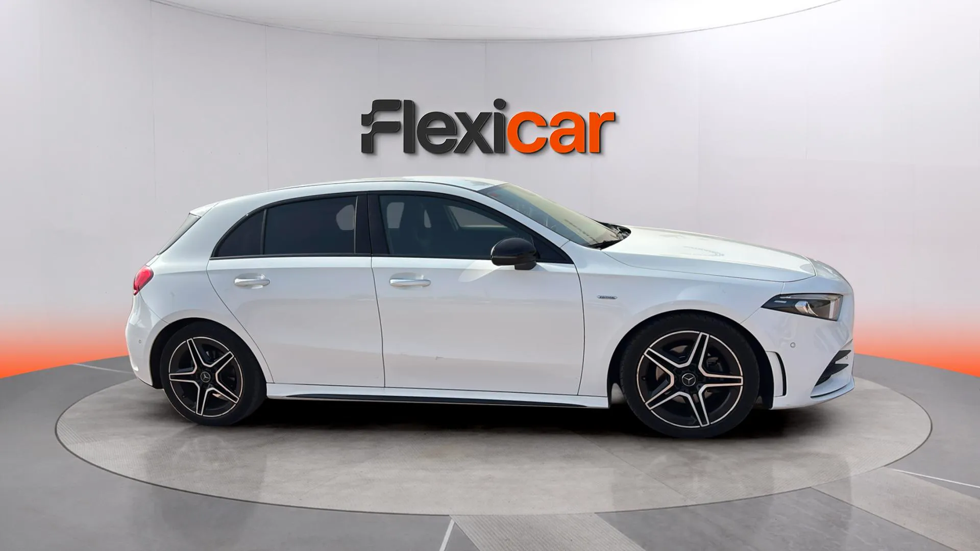 Mercedes-Benz Clase A A 180 d - foto 8