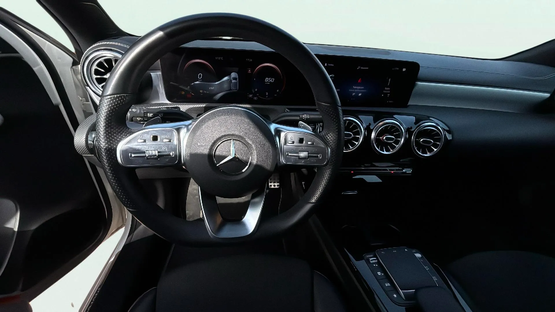 Mercedes-Benz Clase A A 180 d - foto 23