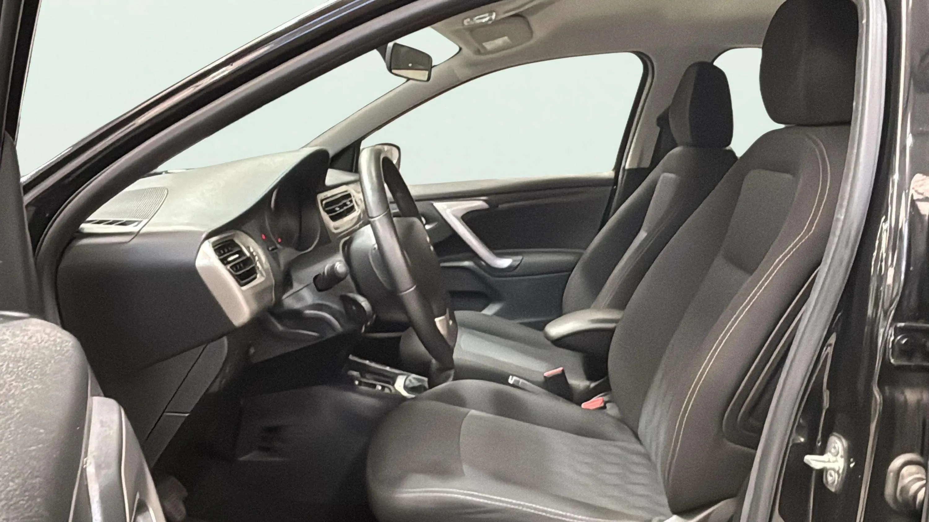 Citroën C-Elysée PureTech Shine - foto 18