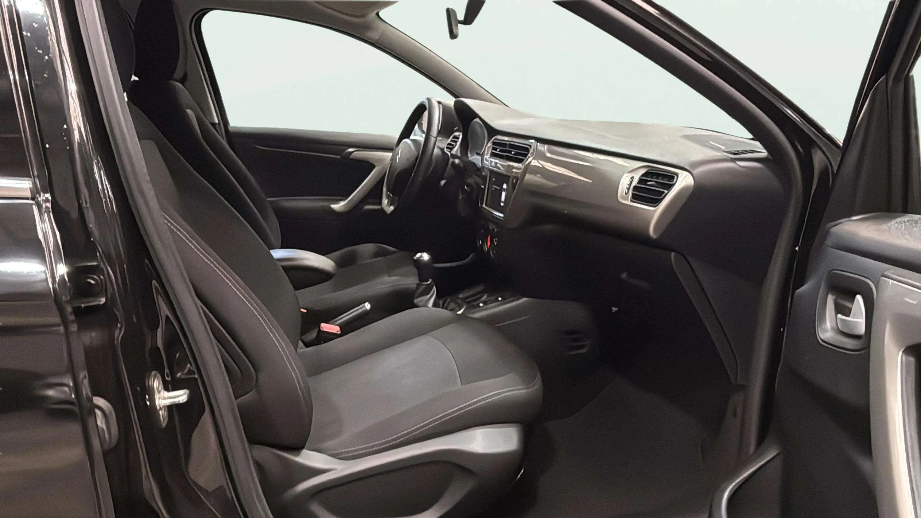 Citroën C-Elysée PureTech Shine - foto 20
