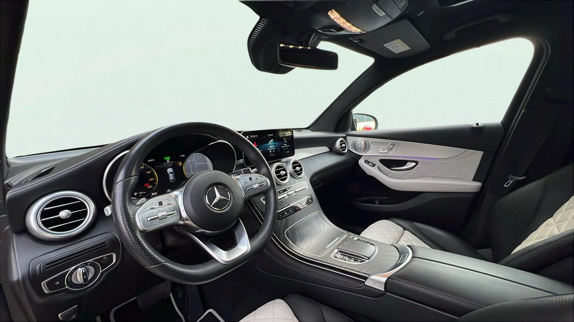 Mercedes-Benz GLC 300 e 4MATIC - foto 9
