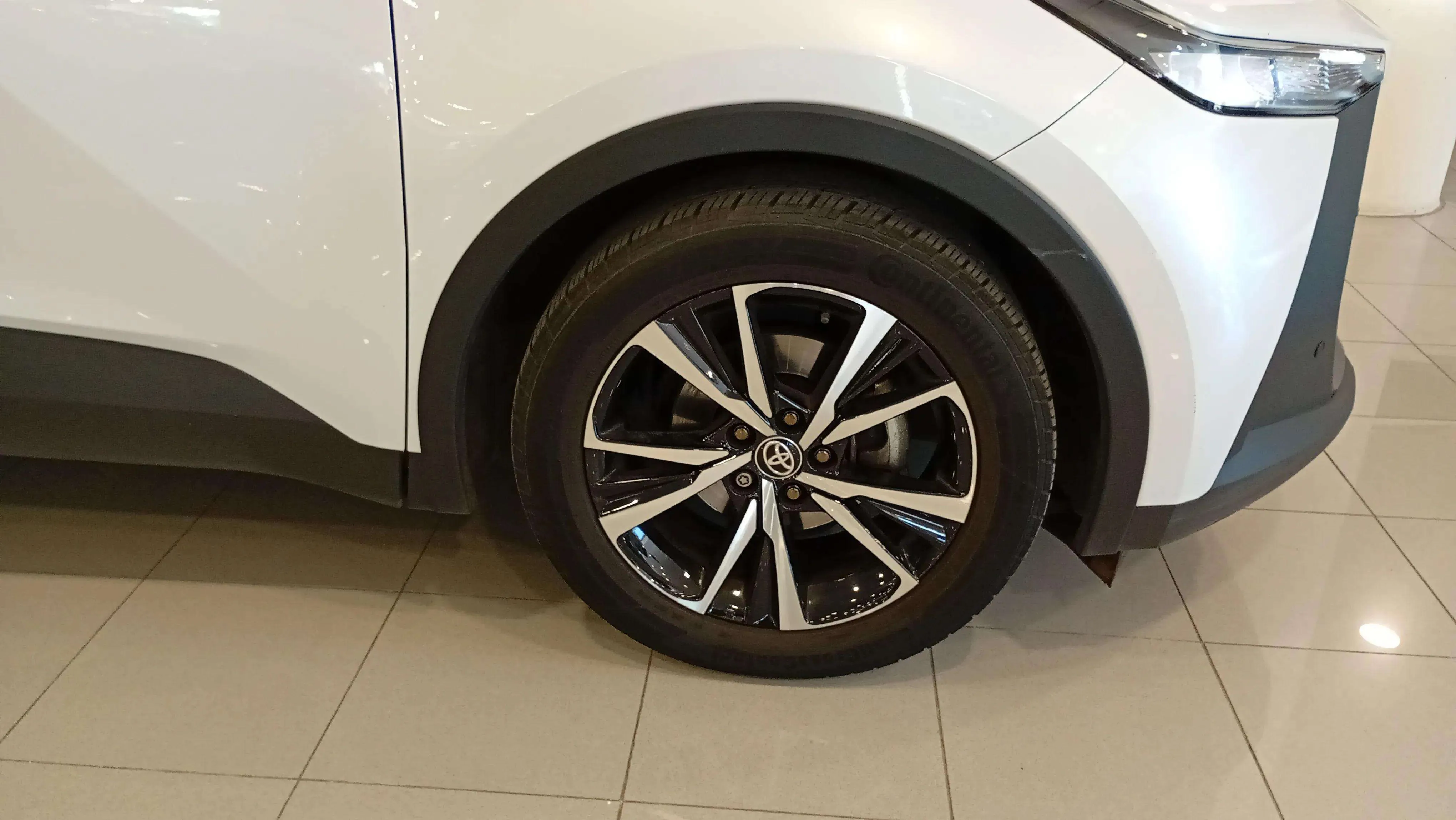 Toyota C-HR 1.8 140H Advance - foto 23