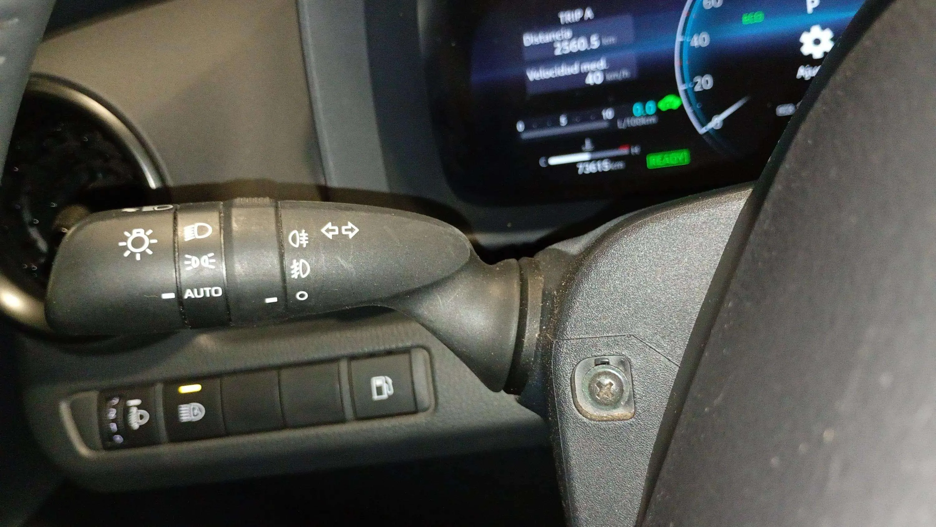 Toyota C-HR 1.8 140H Advance - foto 9