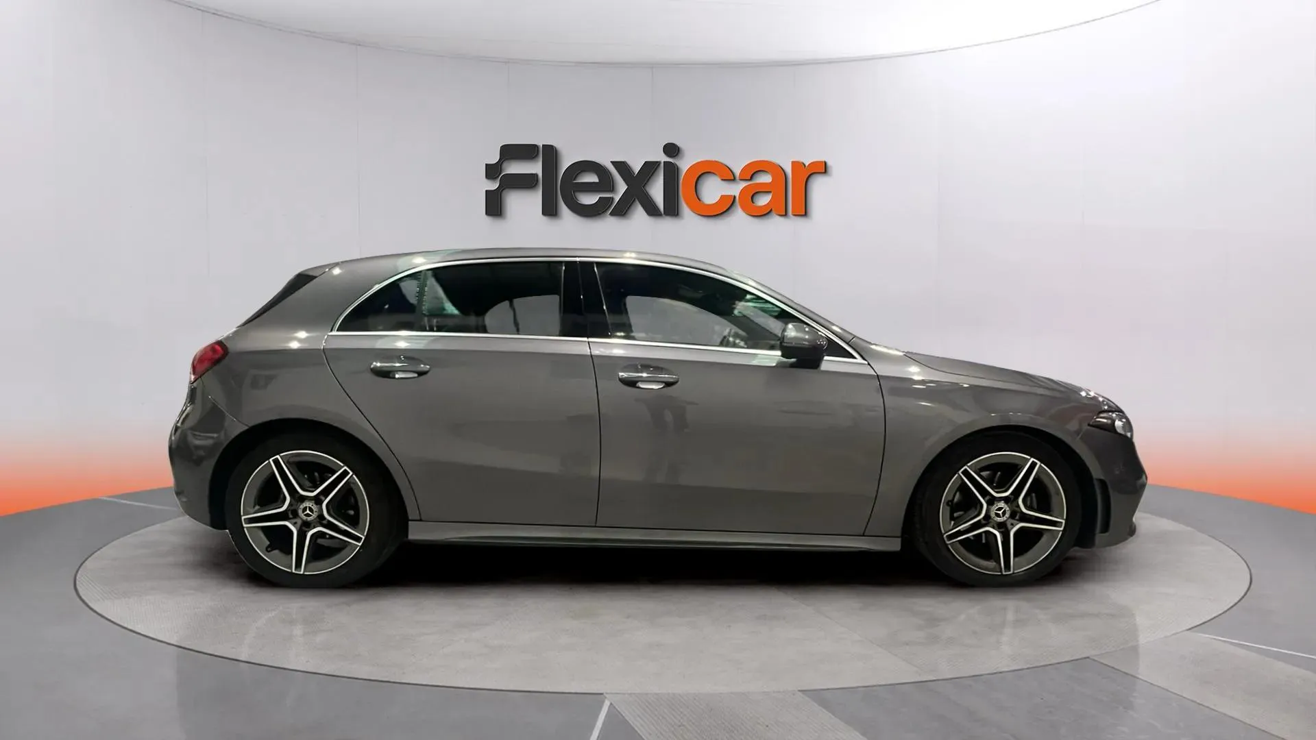 Mercedes-Benz Clase A A 180 d - foto 8
