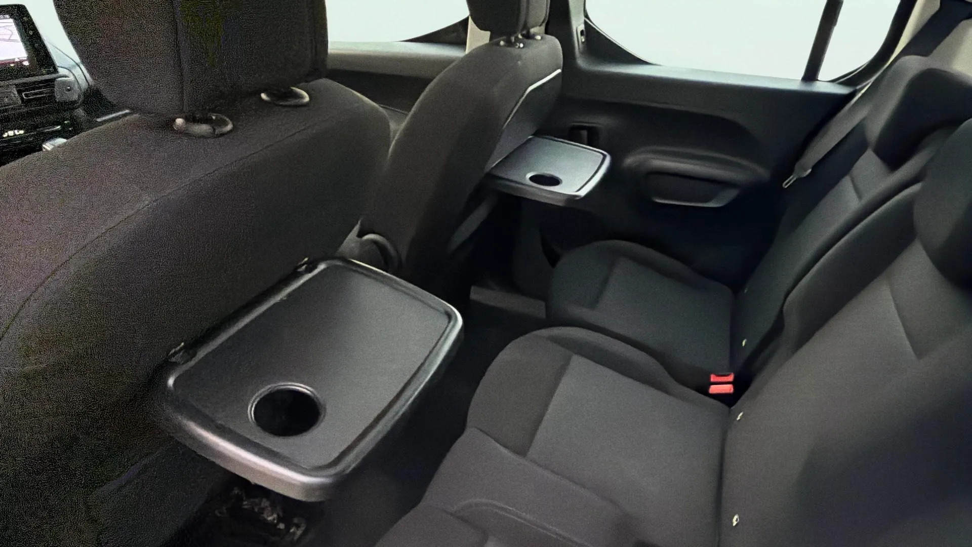 Peugeot Rifter Allure Standard BlueHDi - foto 27
