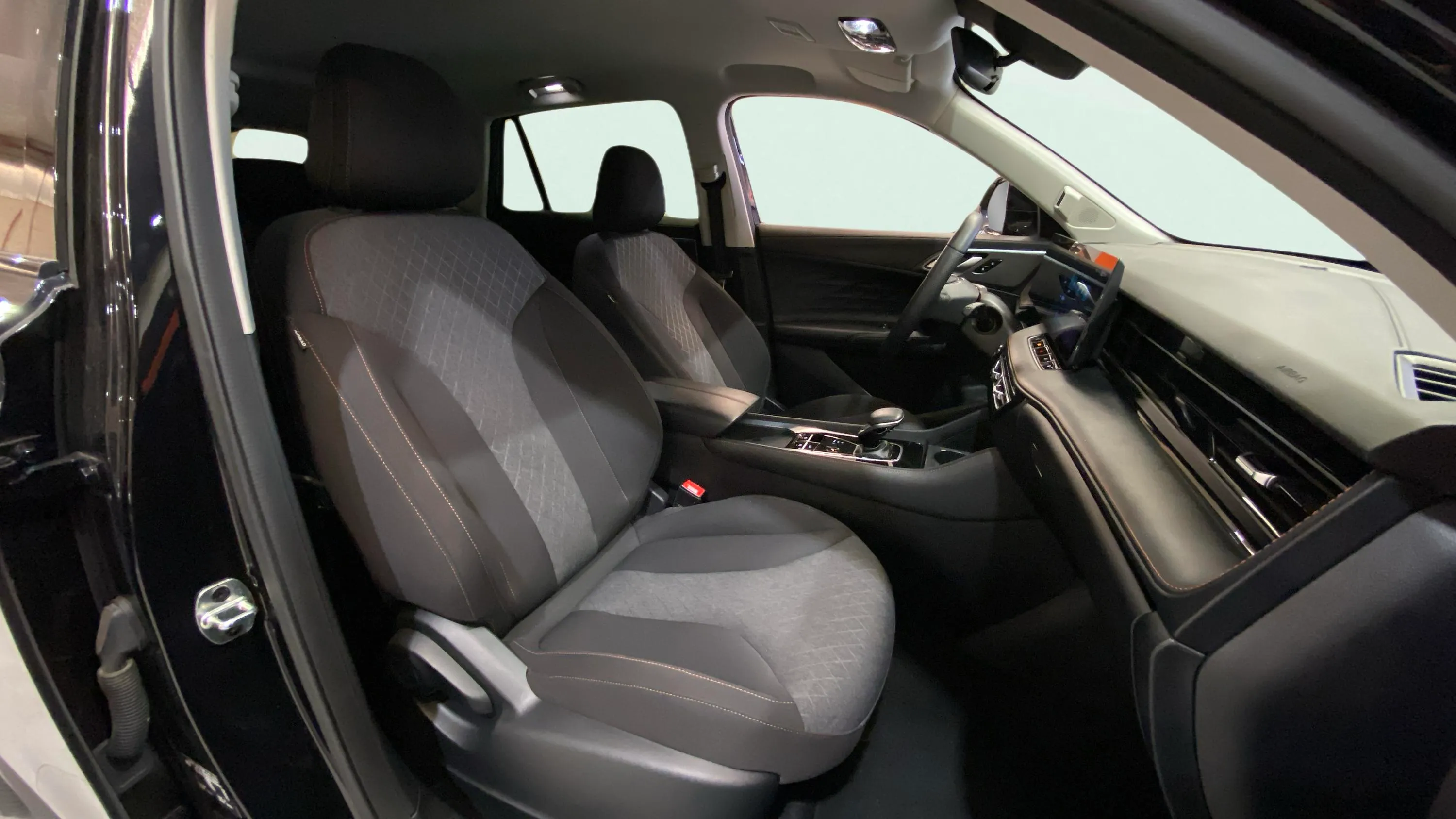 MG HS 1.5T Comfort DCT - foto 12