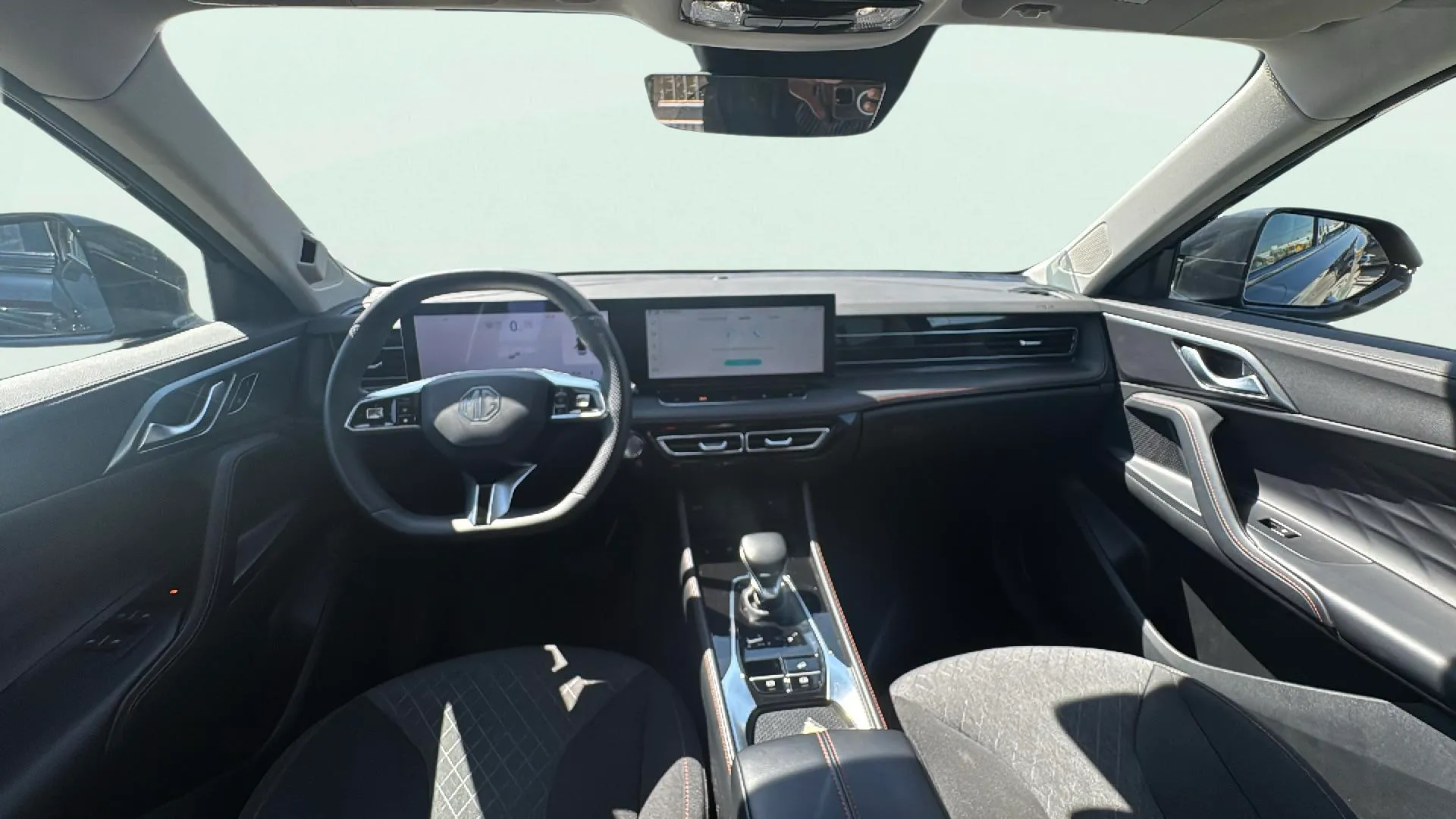 MG HS 1.5 Turbo GDI Comfort - foto 13