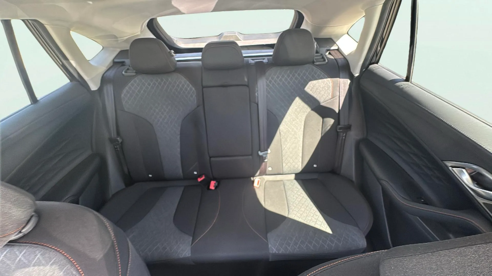 MG HS 1.5 Turbo GDI Comfort - foto 11