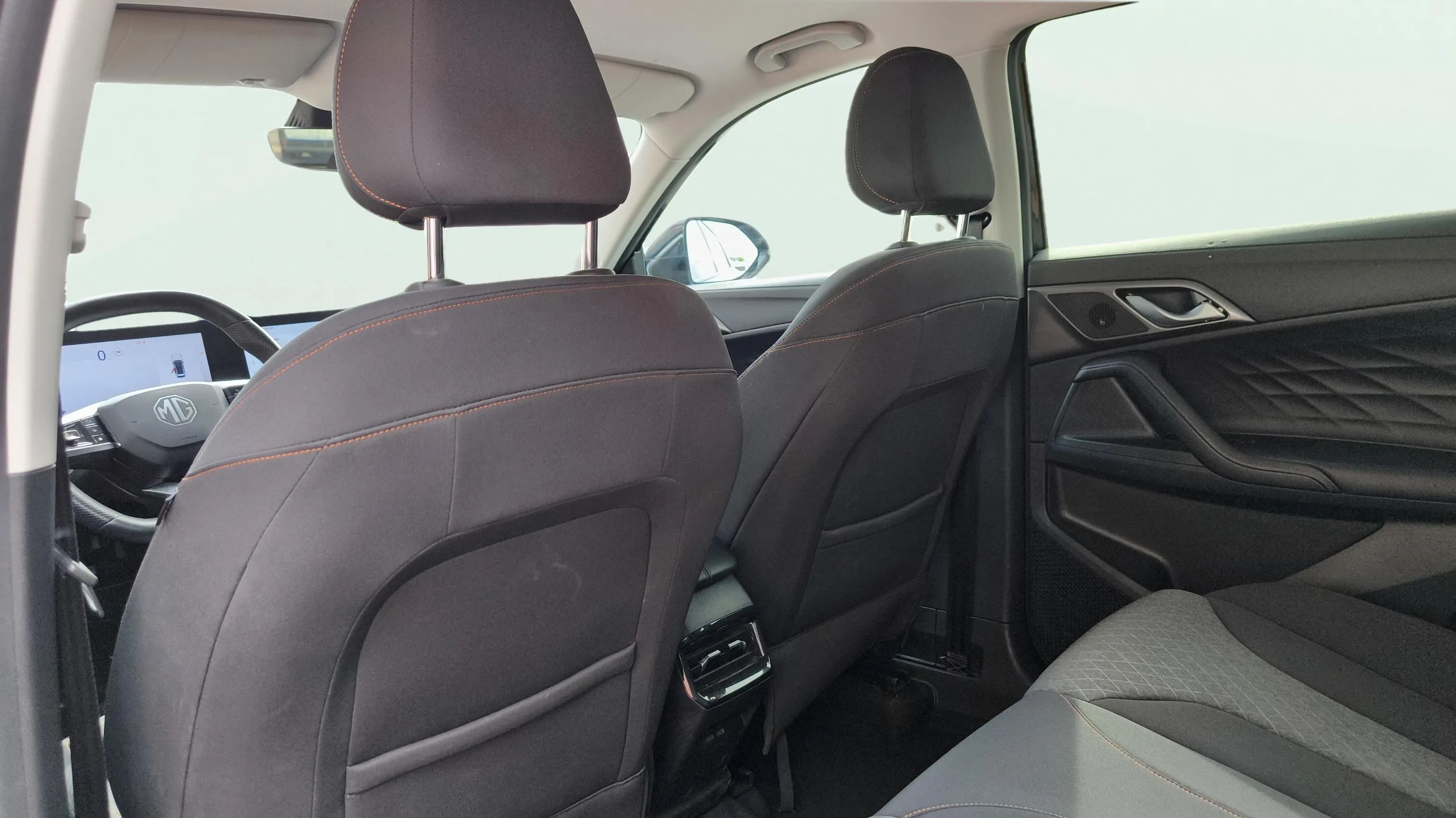 MG HS 1.5T Comfort - foto 25