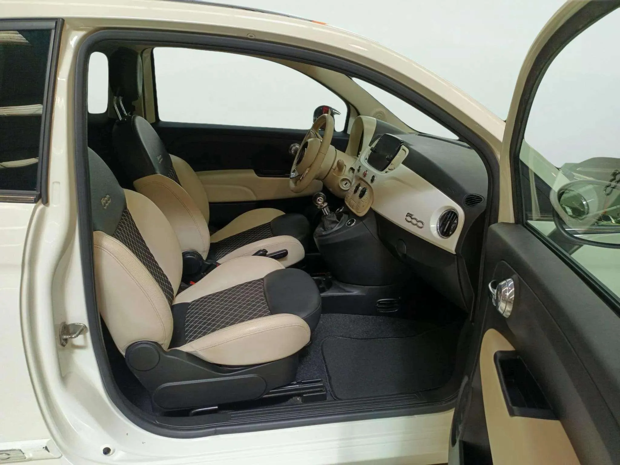 Fiat 500 Dolcevita 1.0 Hybrid - foto 9