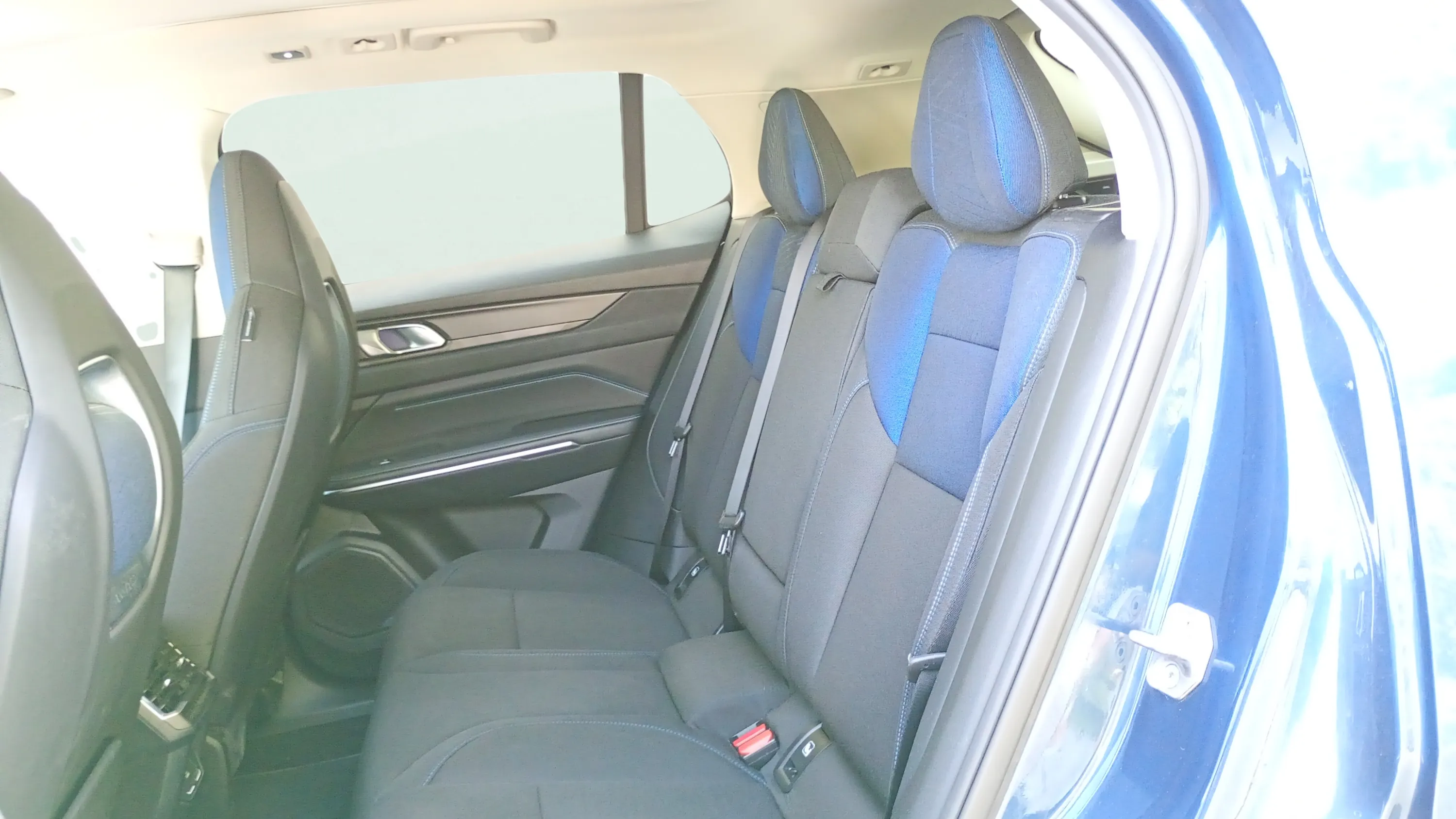 Lynk & Co 01 1.5 PHEV - foto 24
