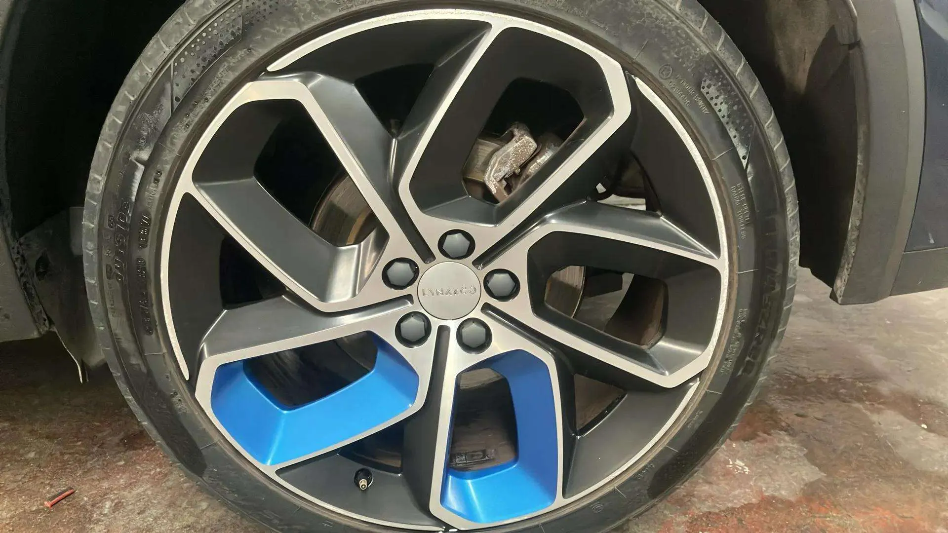 Lynk & Co 01 1.5 PHEV 3. - foto 22