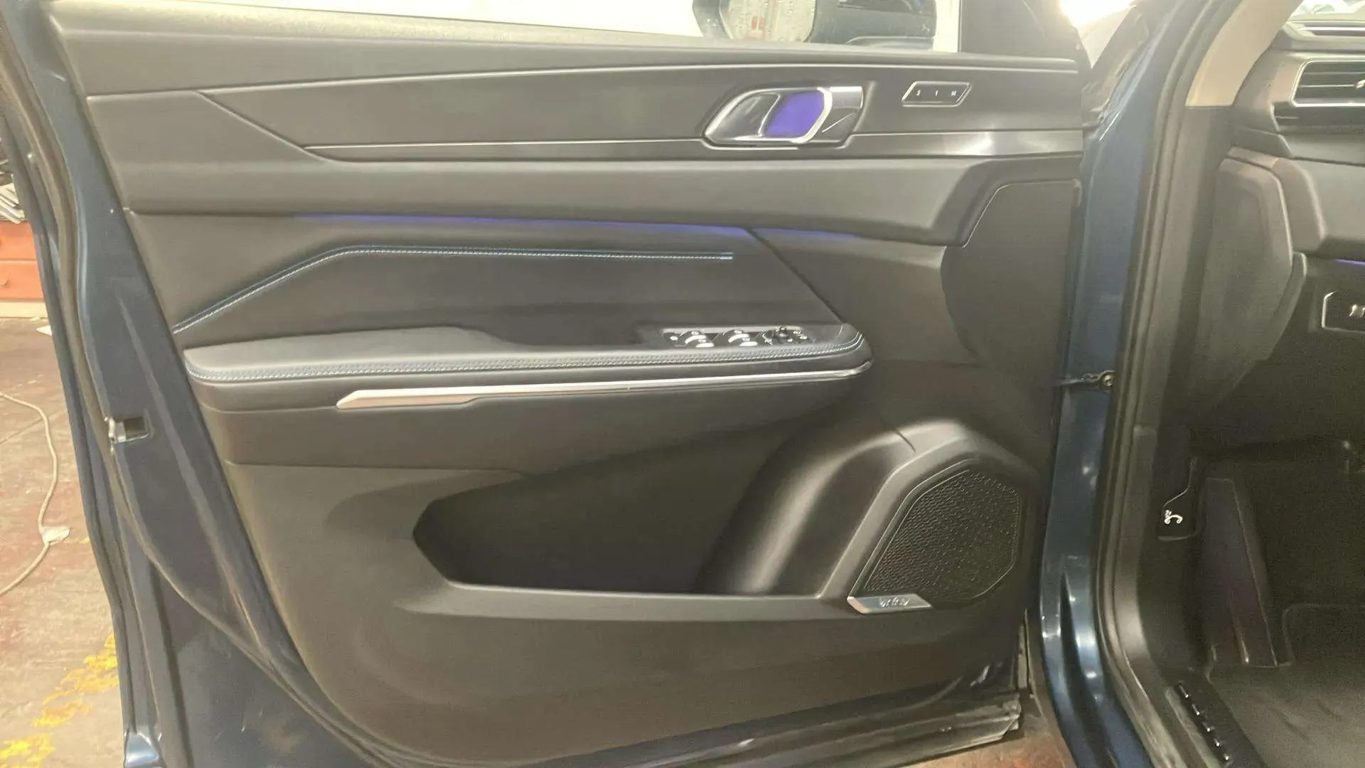 Lynk & Co 01 1.5 PHEV 3. - foto 14